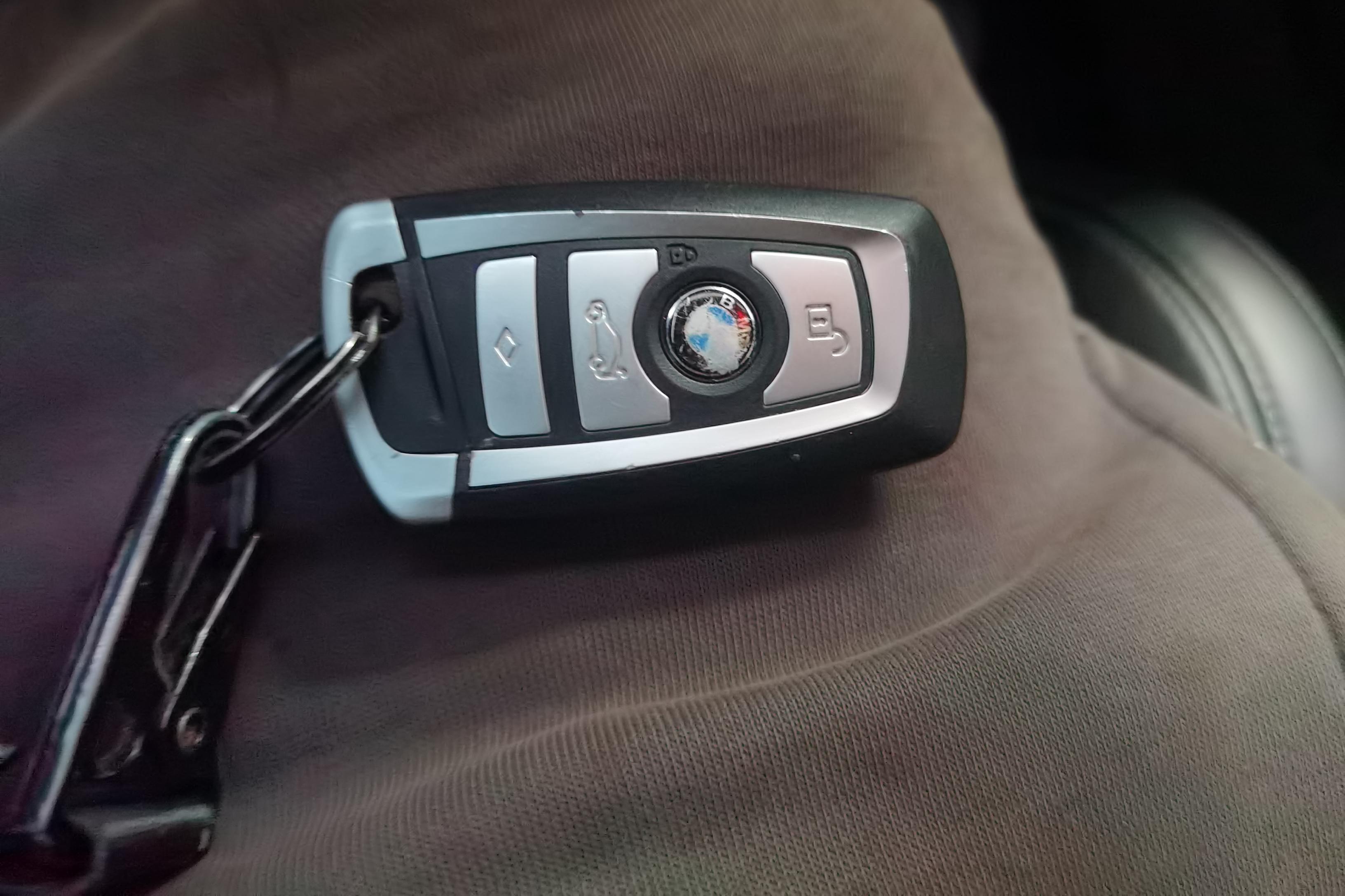 BMW M6 2014 изображение автомобиля #18