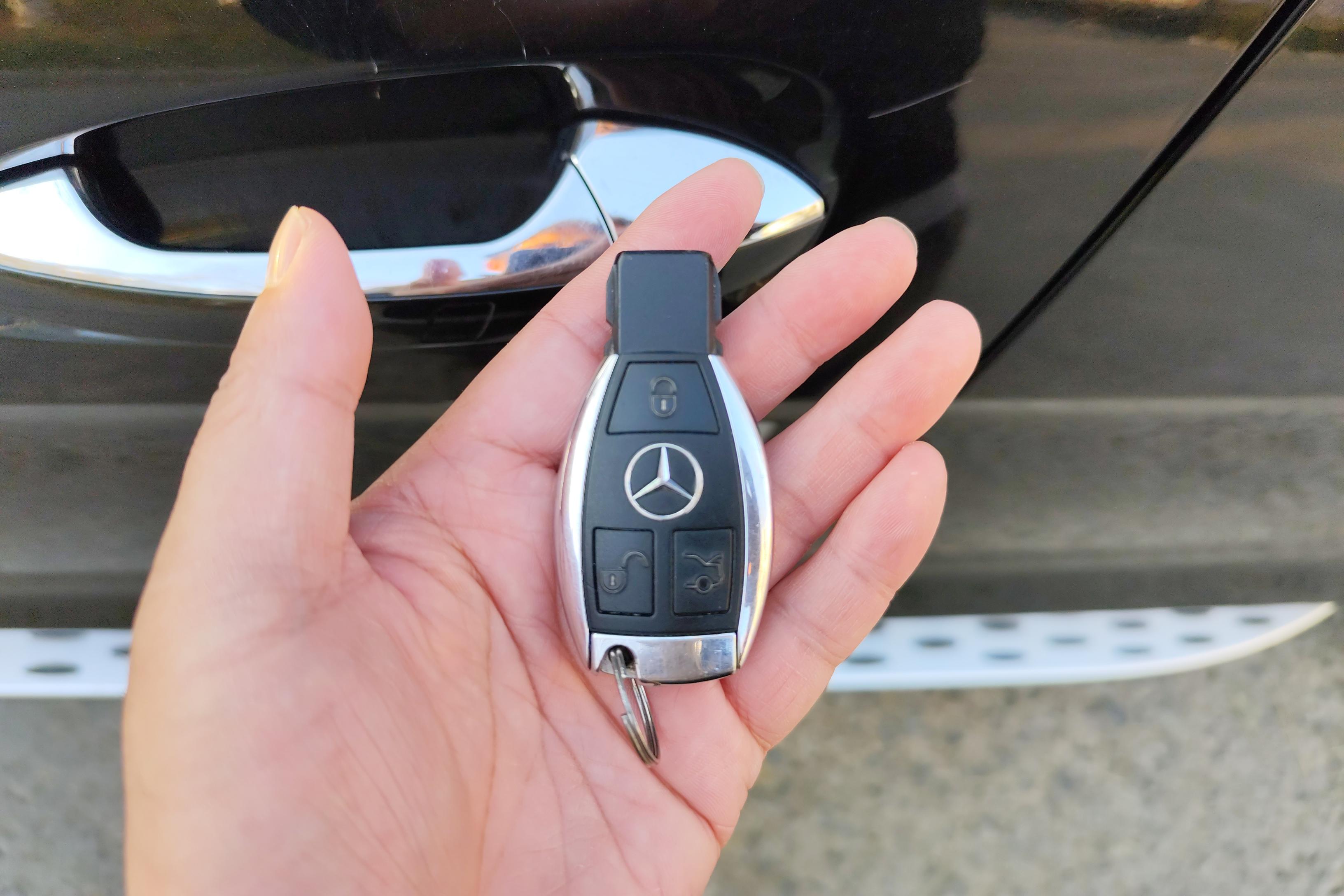 Mercedes-Benz GL Class 2015 #18 Mercedes-Benz GL Class 2015 car image #18