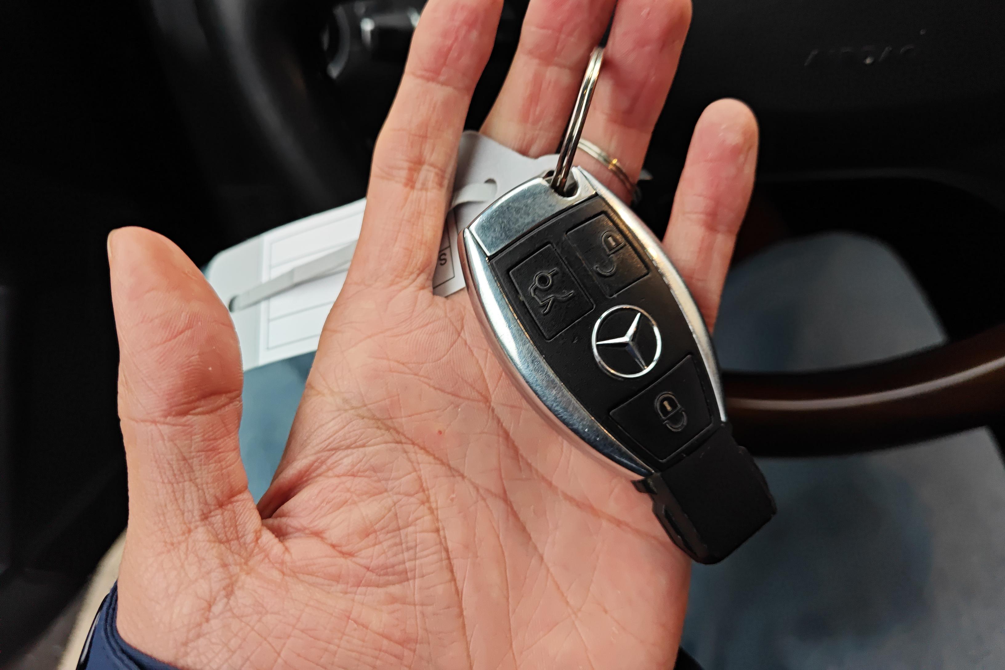 Mercedes-Benz GL Class 2014 car image #18