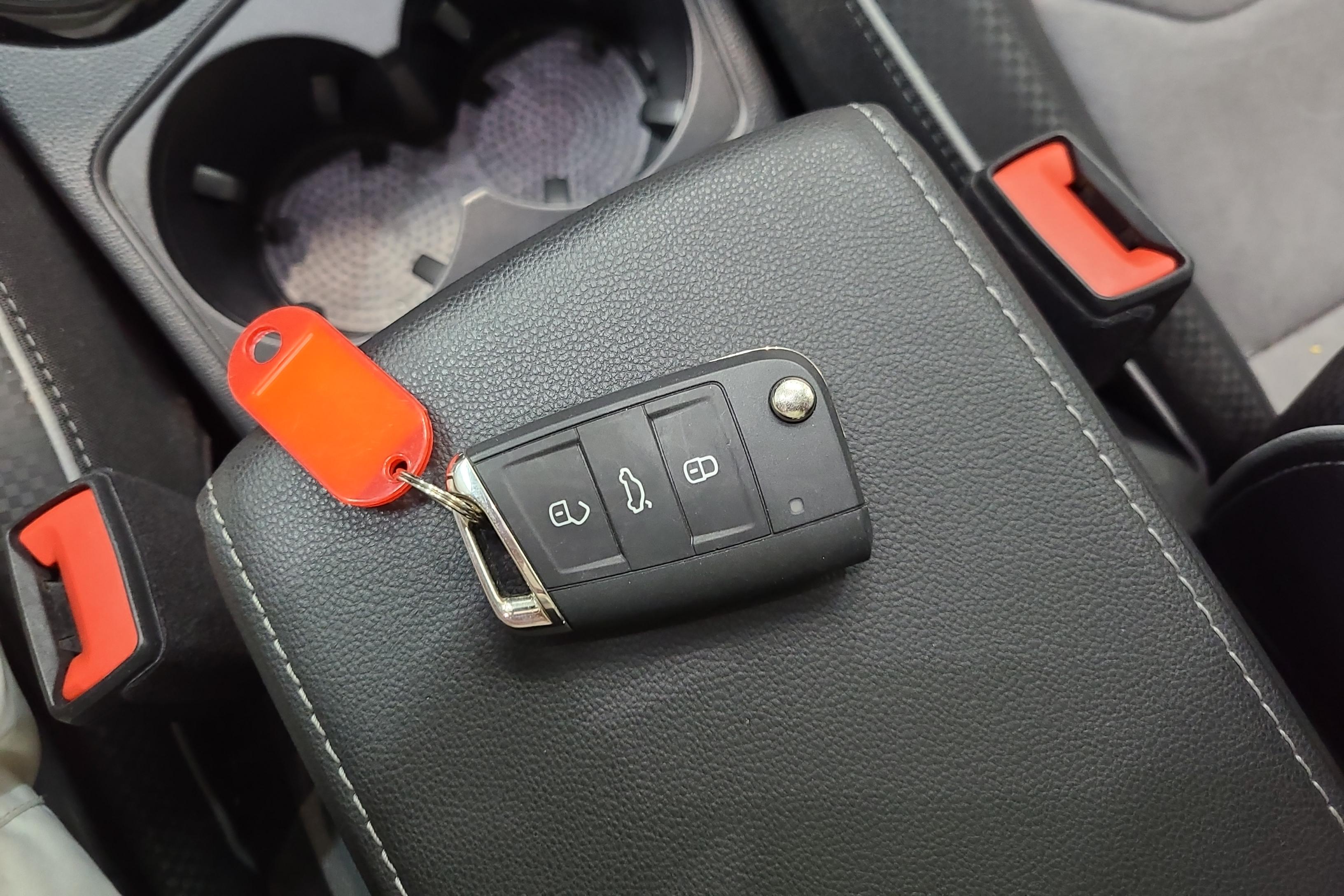 Volkswagen Tayron X 2022 car image #18