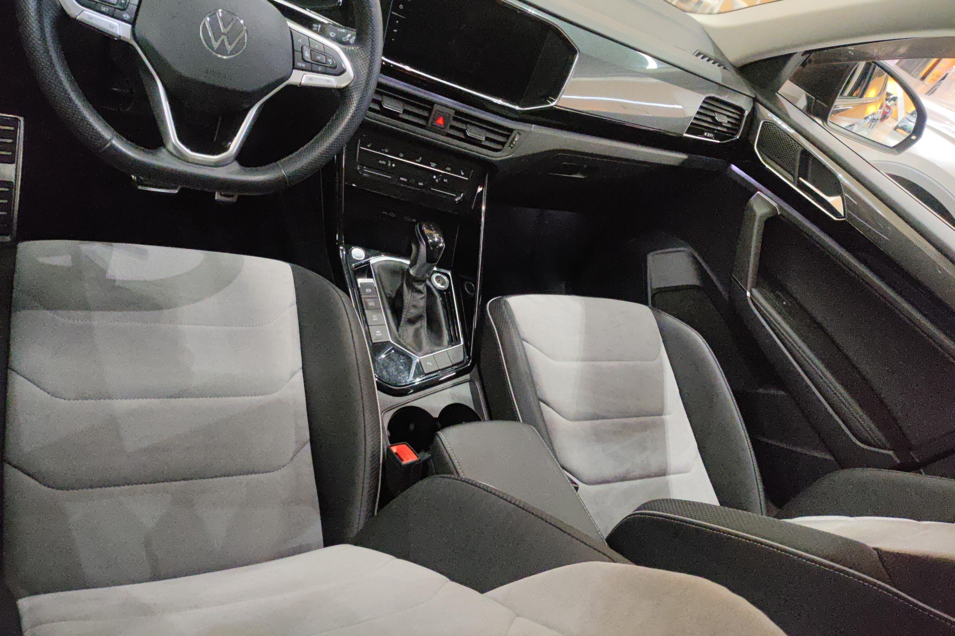 Volkswagen Tayron X 2021 car image #18