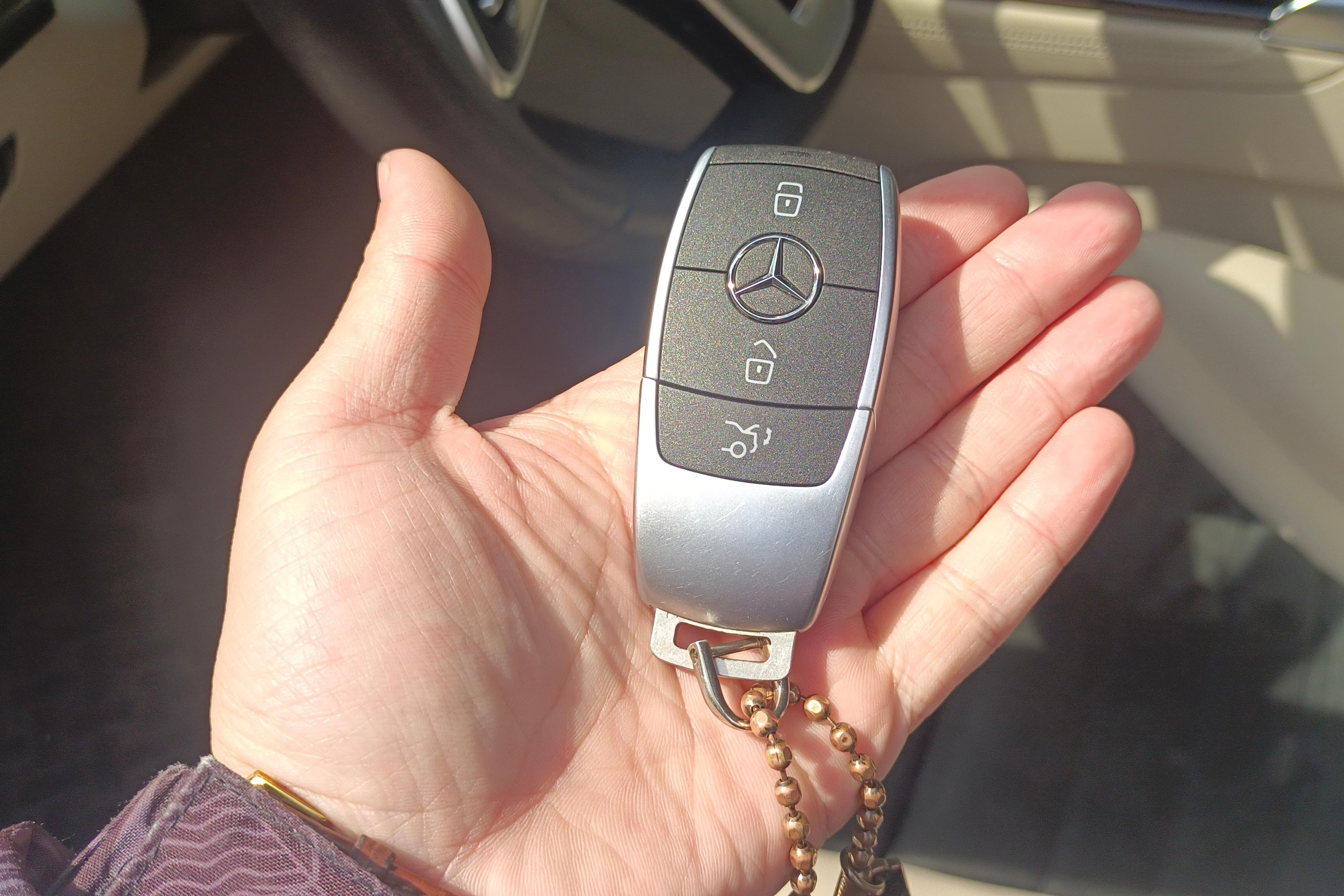 Mercedes-Benz EQC Class 2020 #18 Mercedes-Benz EQC Class 2020 car image #18