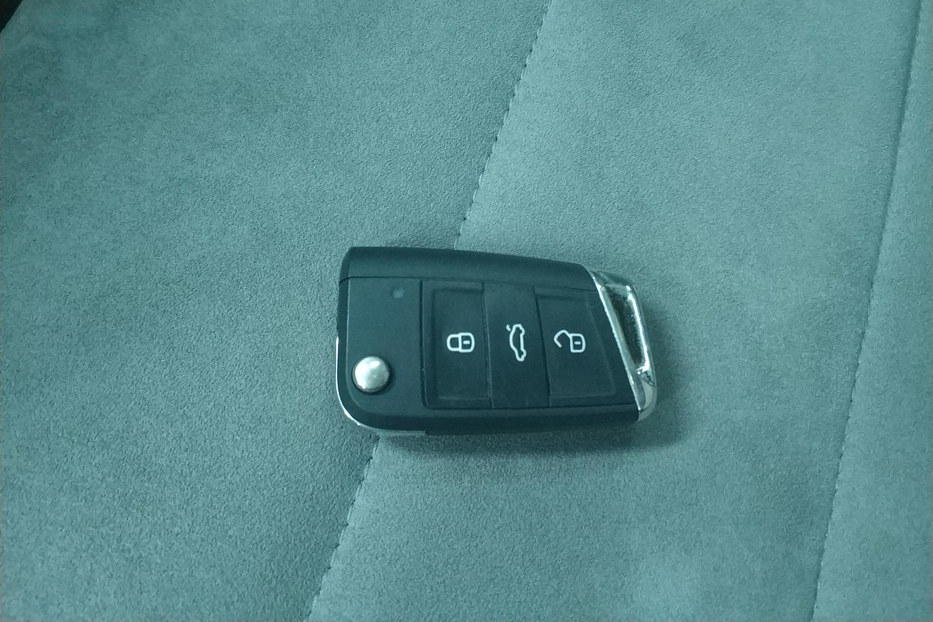 Volkswagen Tayron X 2022 car image #18