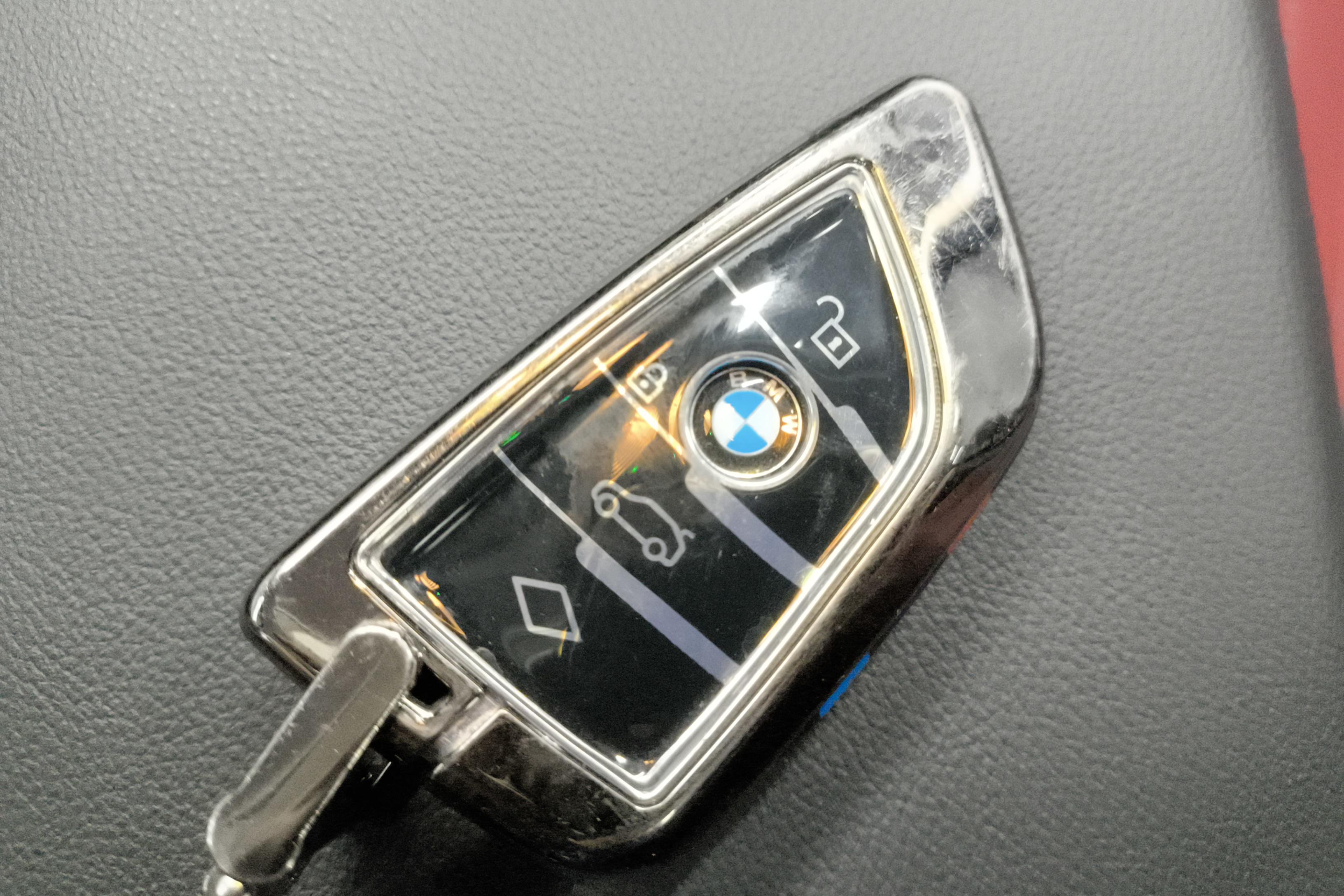 BMW X4 M40i 2024 #18 BMW X4 M40i 2024 car image #18