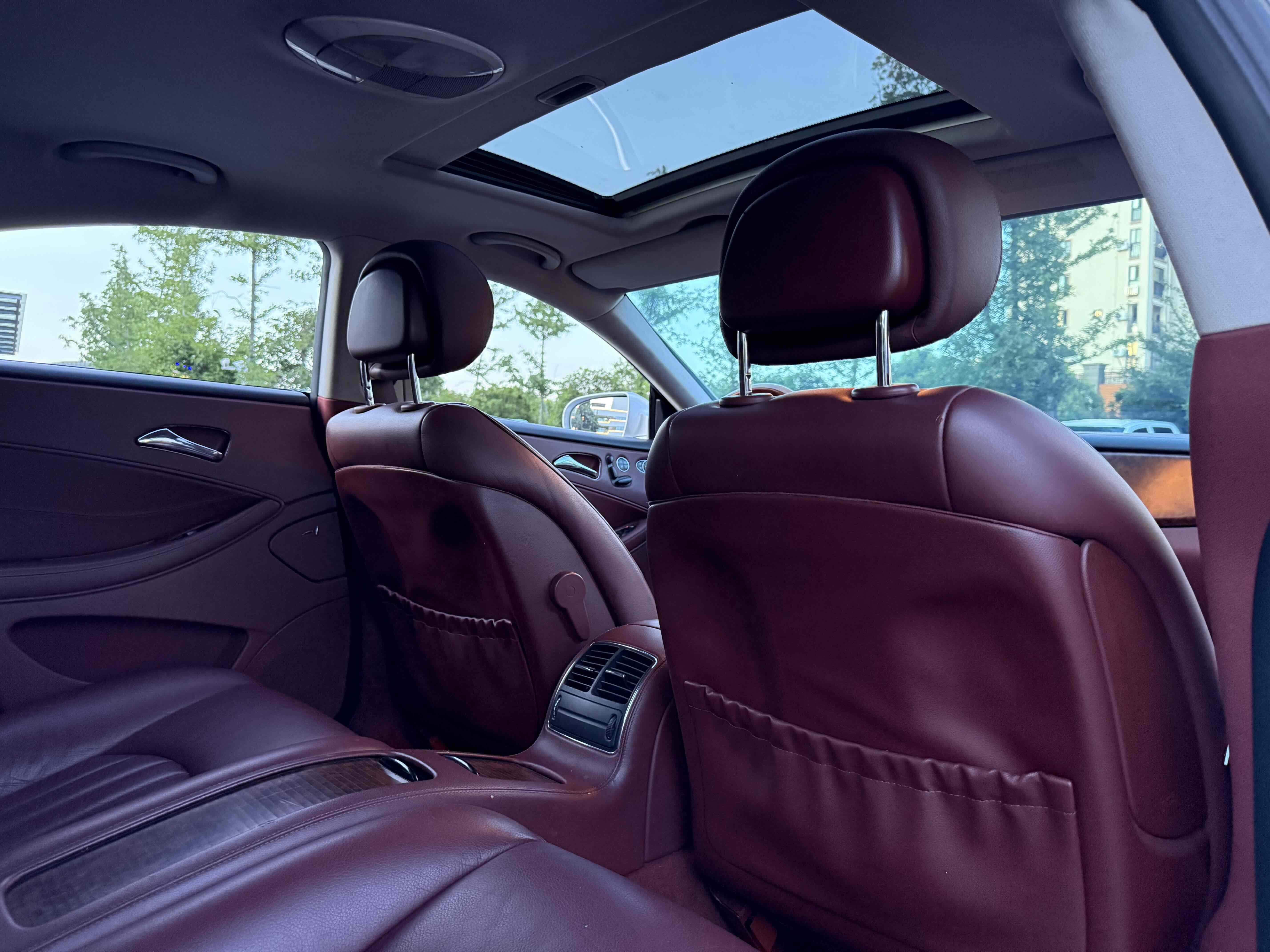 Mercedes-Benz CLS Class 2010 #18 Mercedes-Benz CLS Class 2010 car image #18