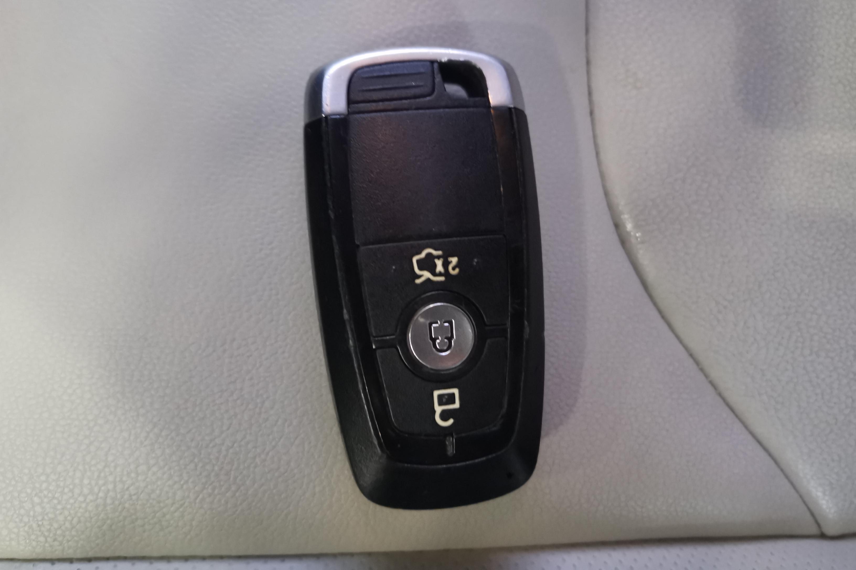 Ford Escort 2021 #18 Ford Escort 2021 car image #18