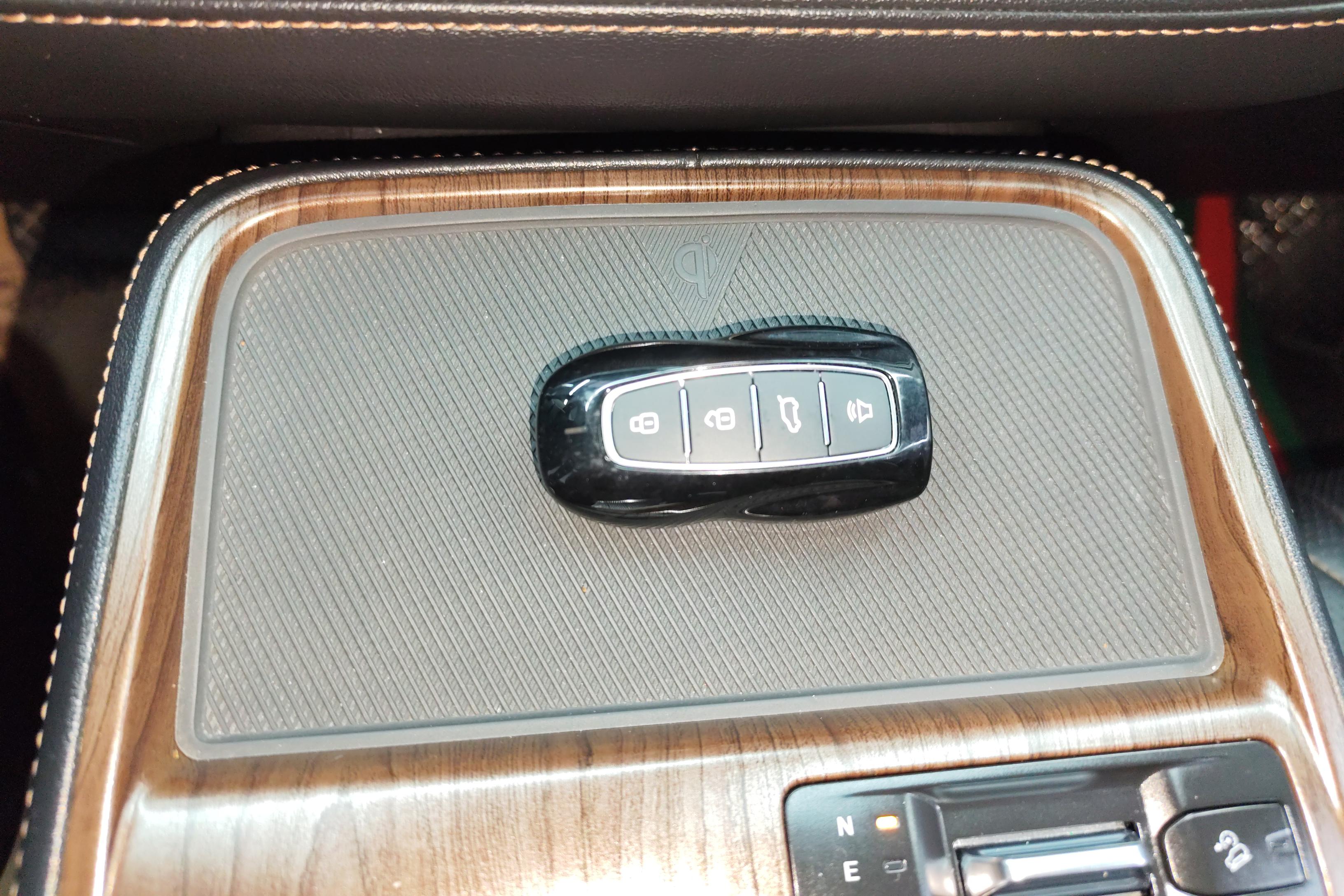 Ford Equator 2021 car image #18