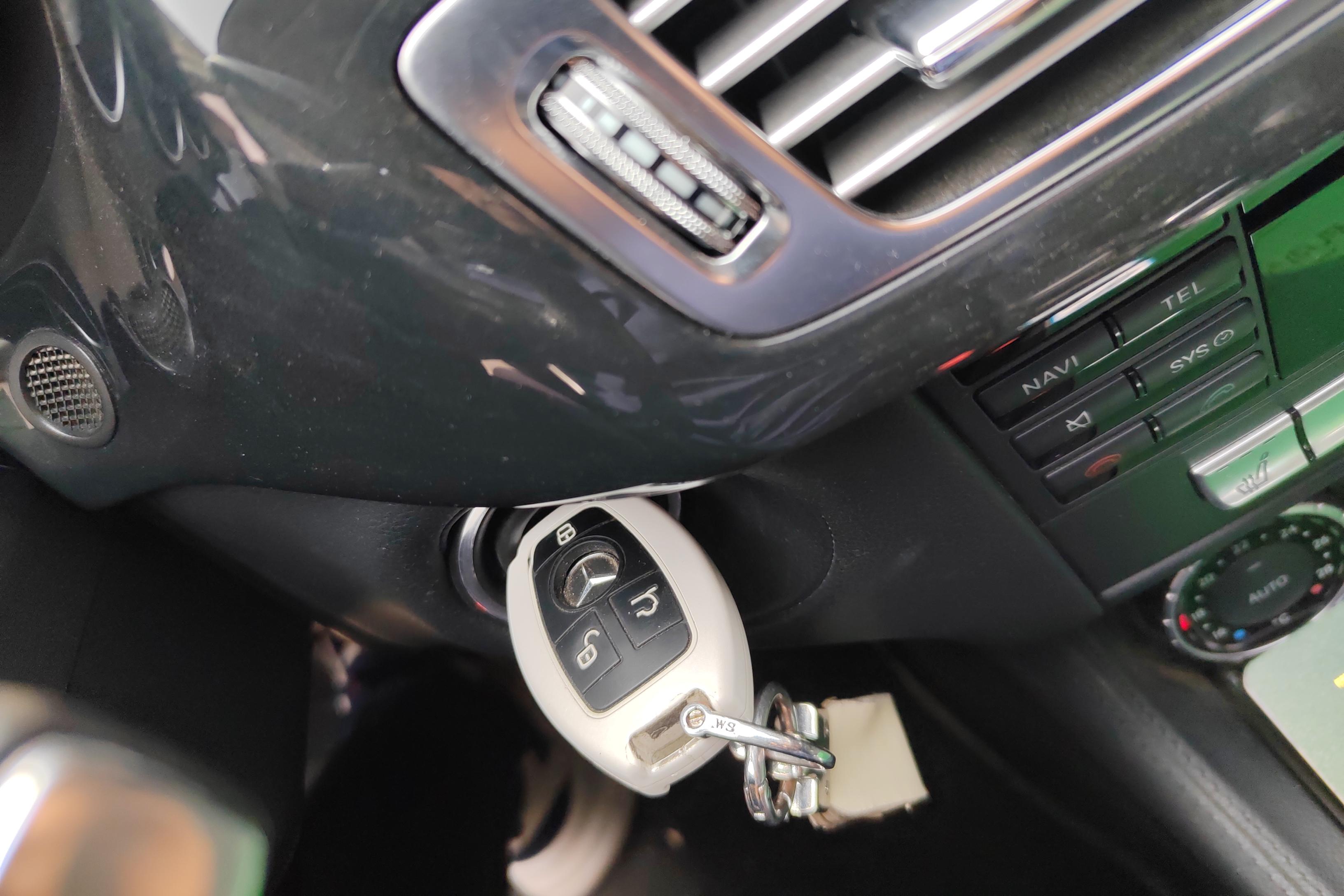 Mercedes-Benz CLS AMG 2014 car image #18