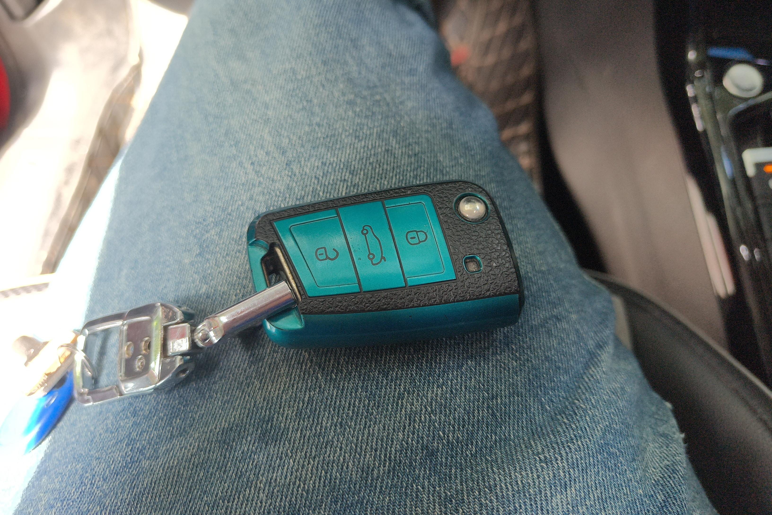 Volkswagen Tayron X 2021 صورة سيارة #18