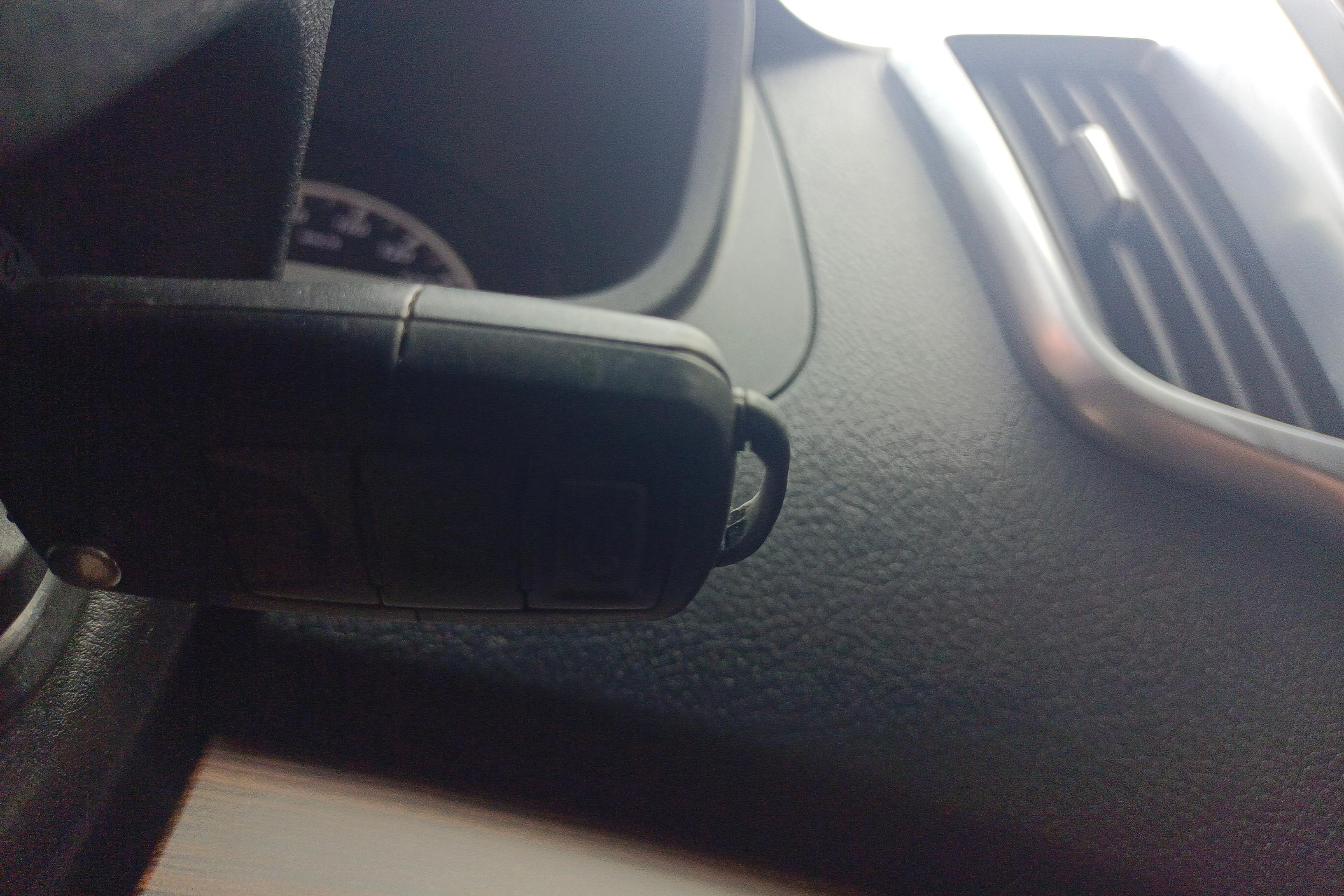 Forthing Lingzhi PLUS 2021 #18 Forthing Lingzhi PLUS 2021 car image #18