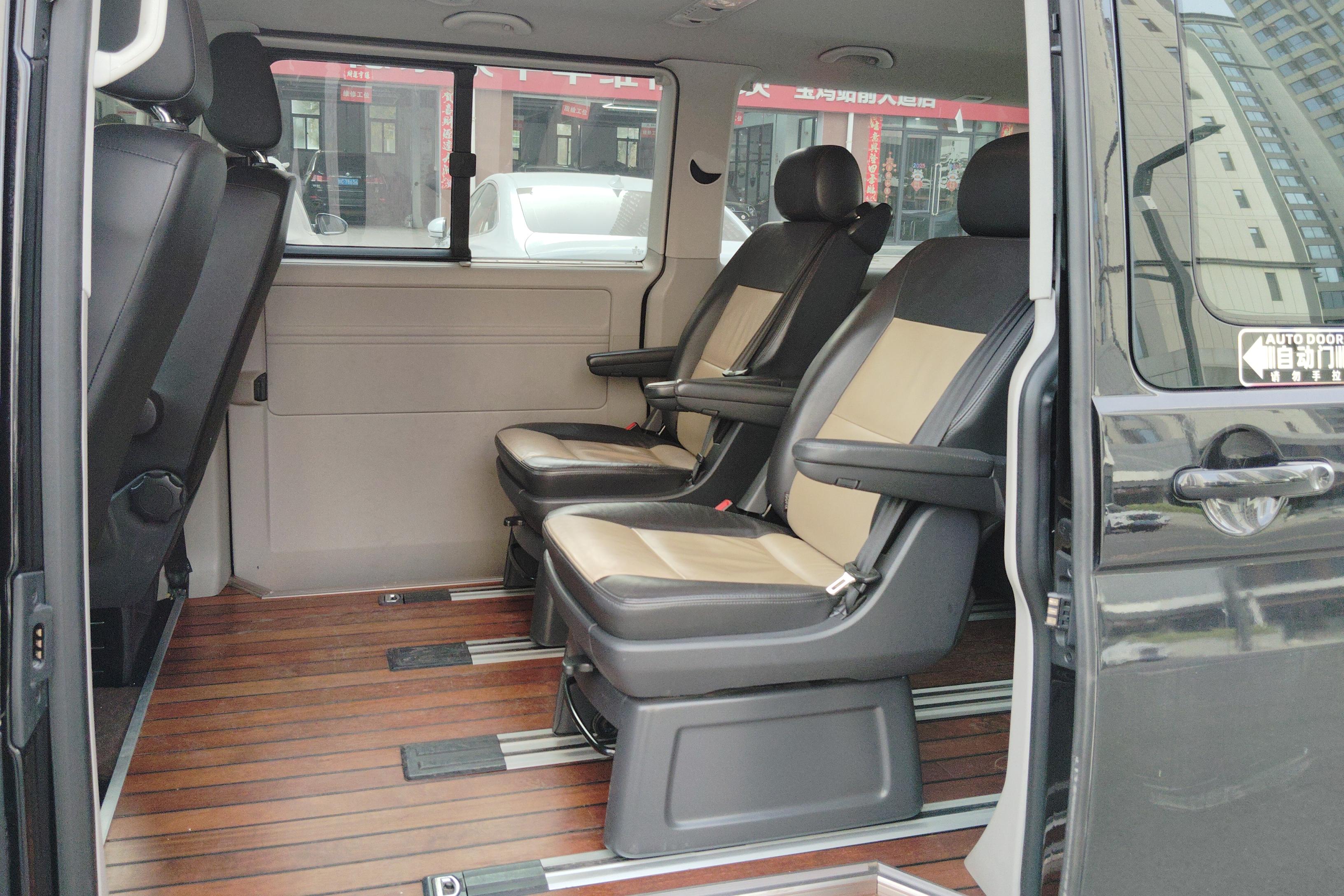 Volkswagen Caravelle 2017 immagine di auto #18