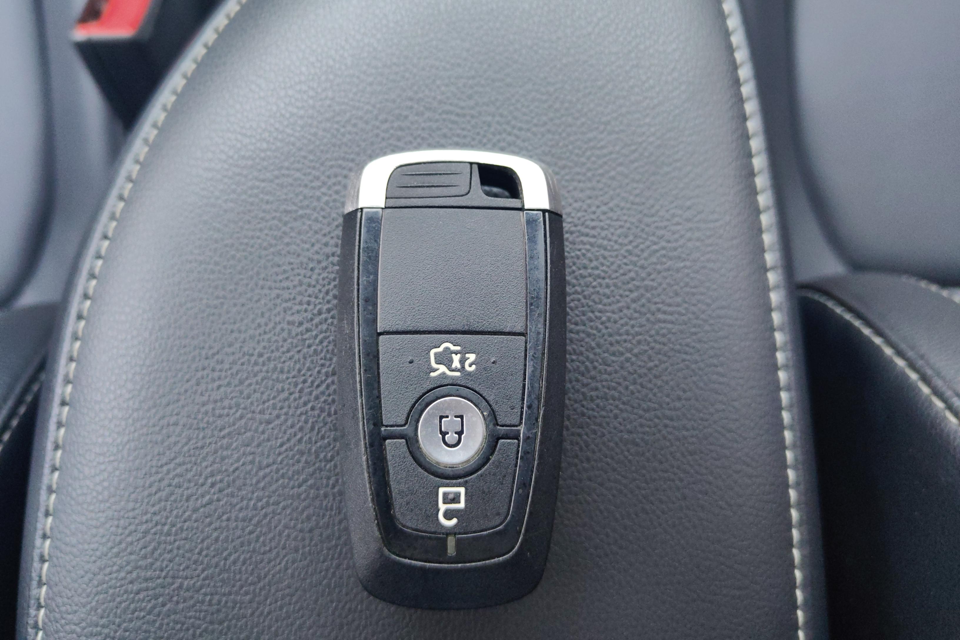 Ford Escort 2022 imagem de carro #18