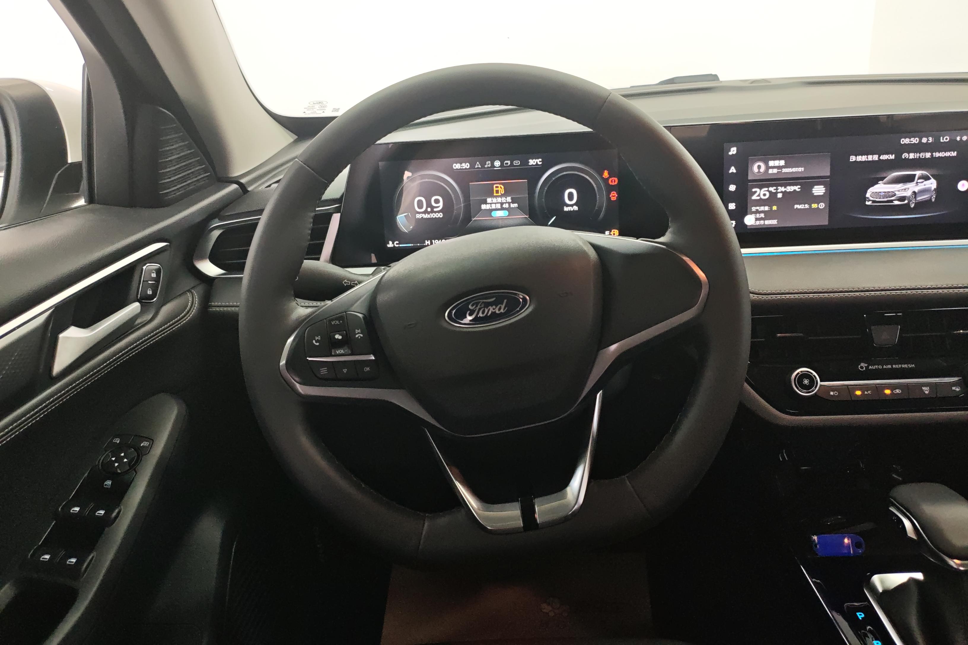 Ford Escort 2022 car image #18