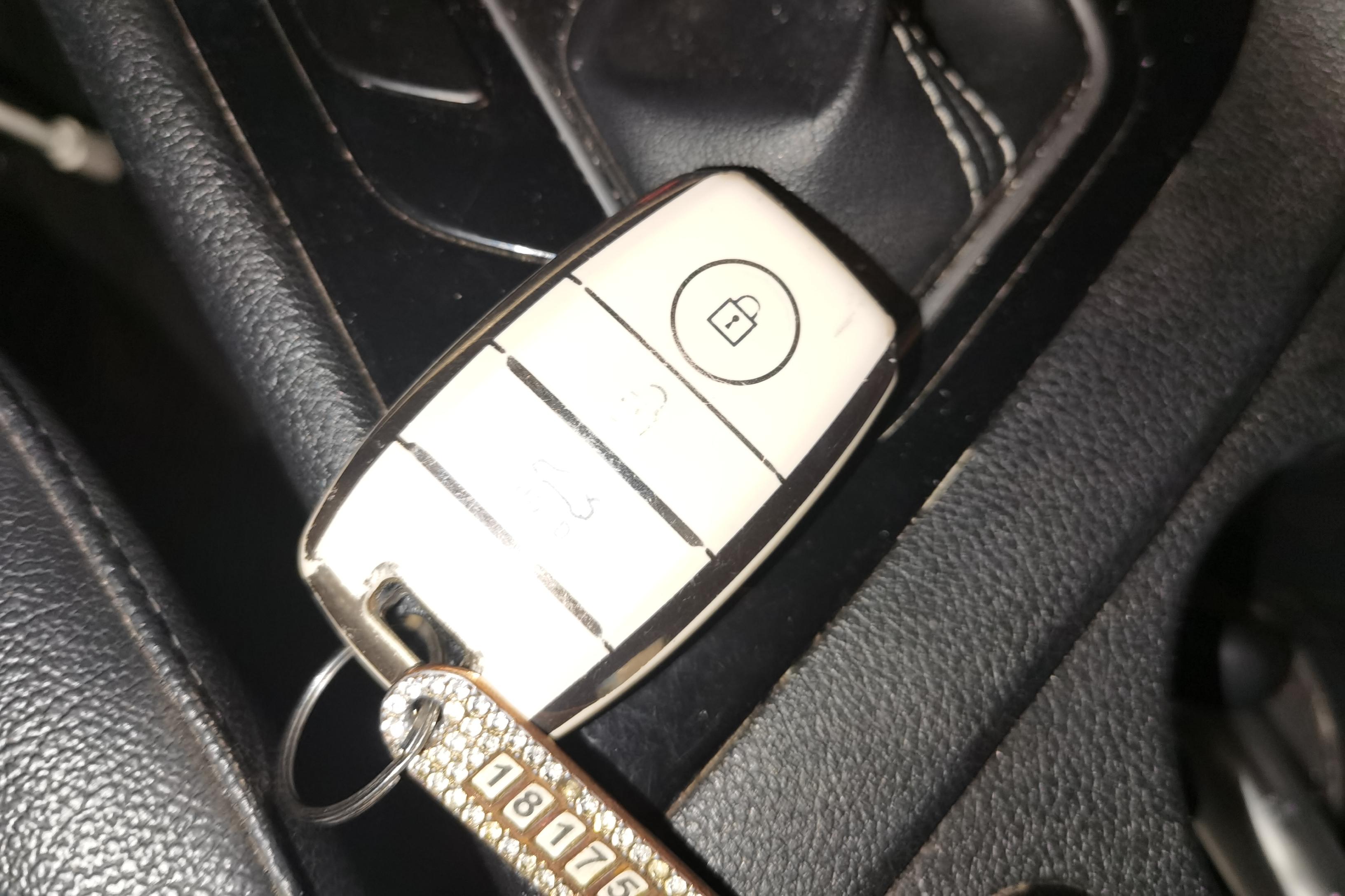 Kia Niro 2018 imagen de coche #18