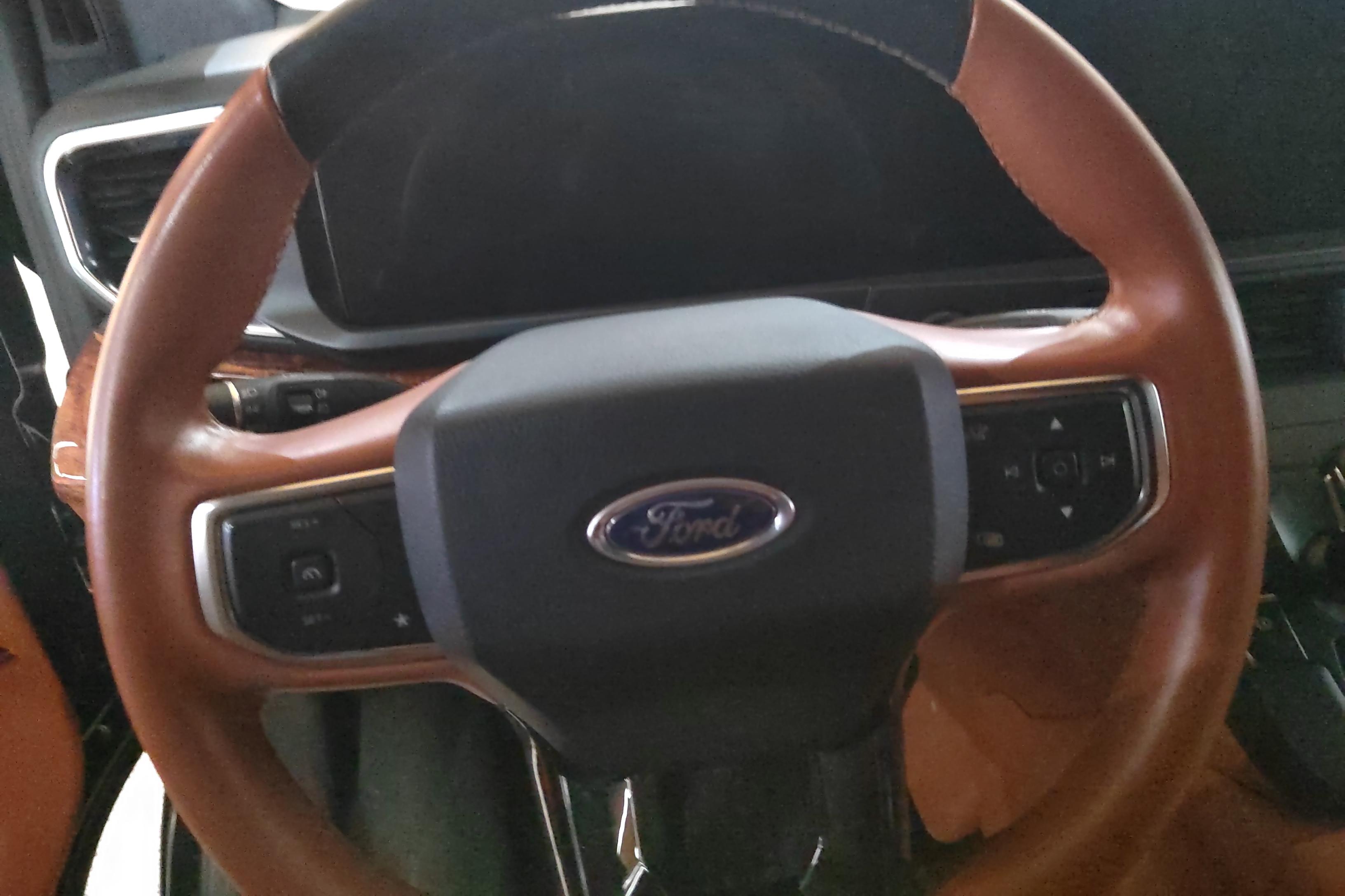 Ford Tourneo 2023 #18 Ford Tourneo 2023 car image #18