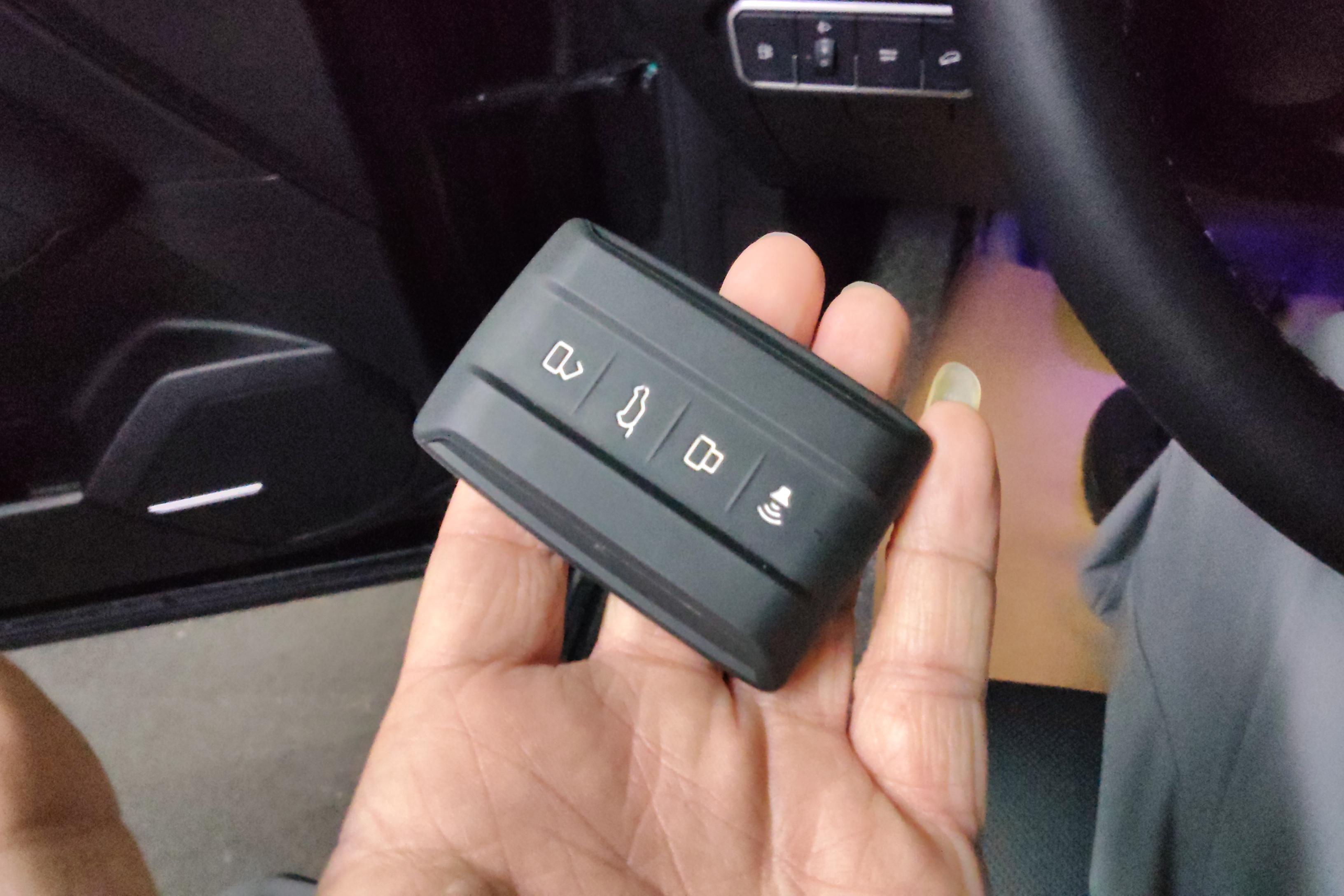 Tank 400 2024 car image #18