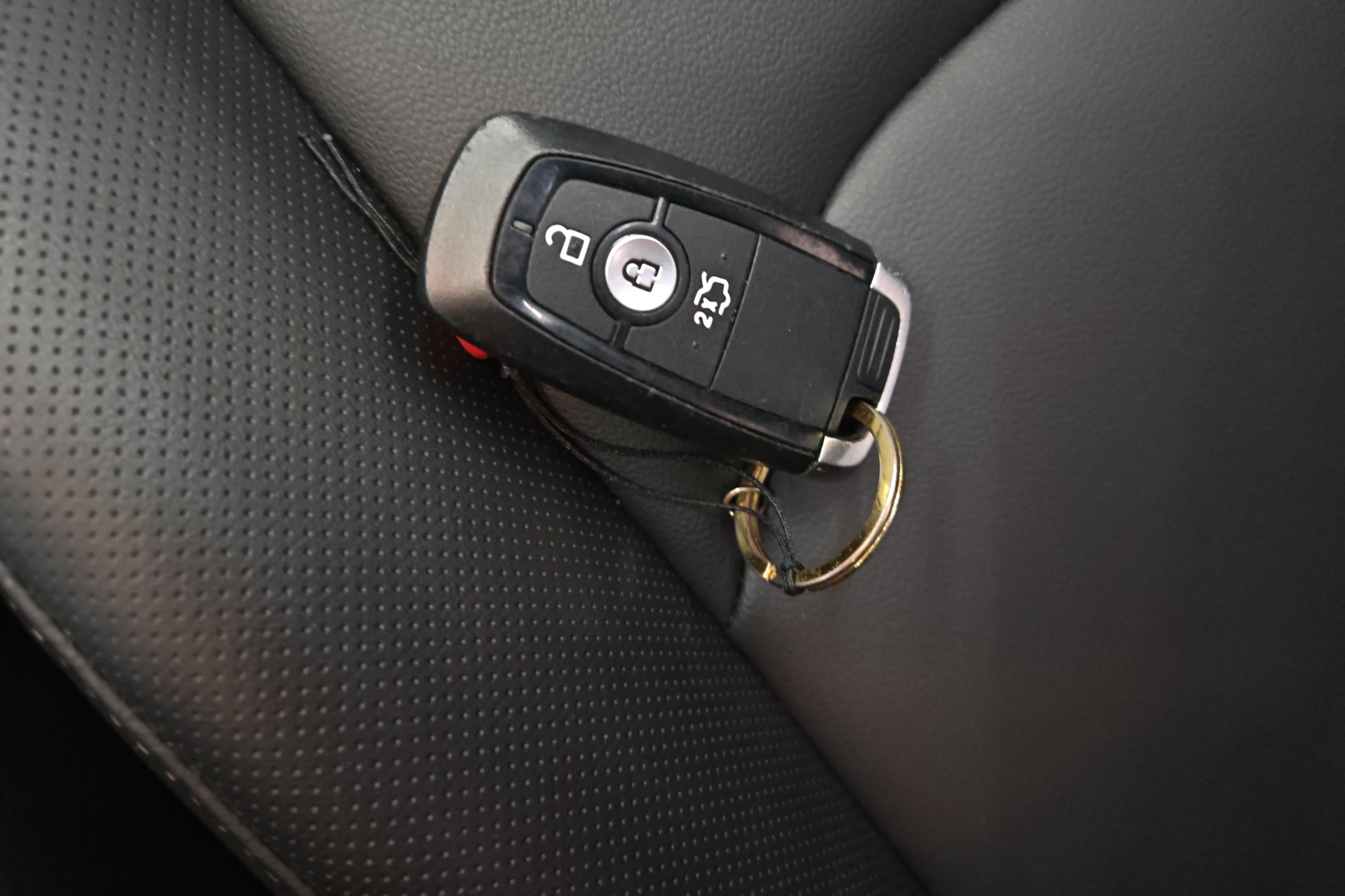 Ford Escort 2022 imagem de carro #18