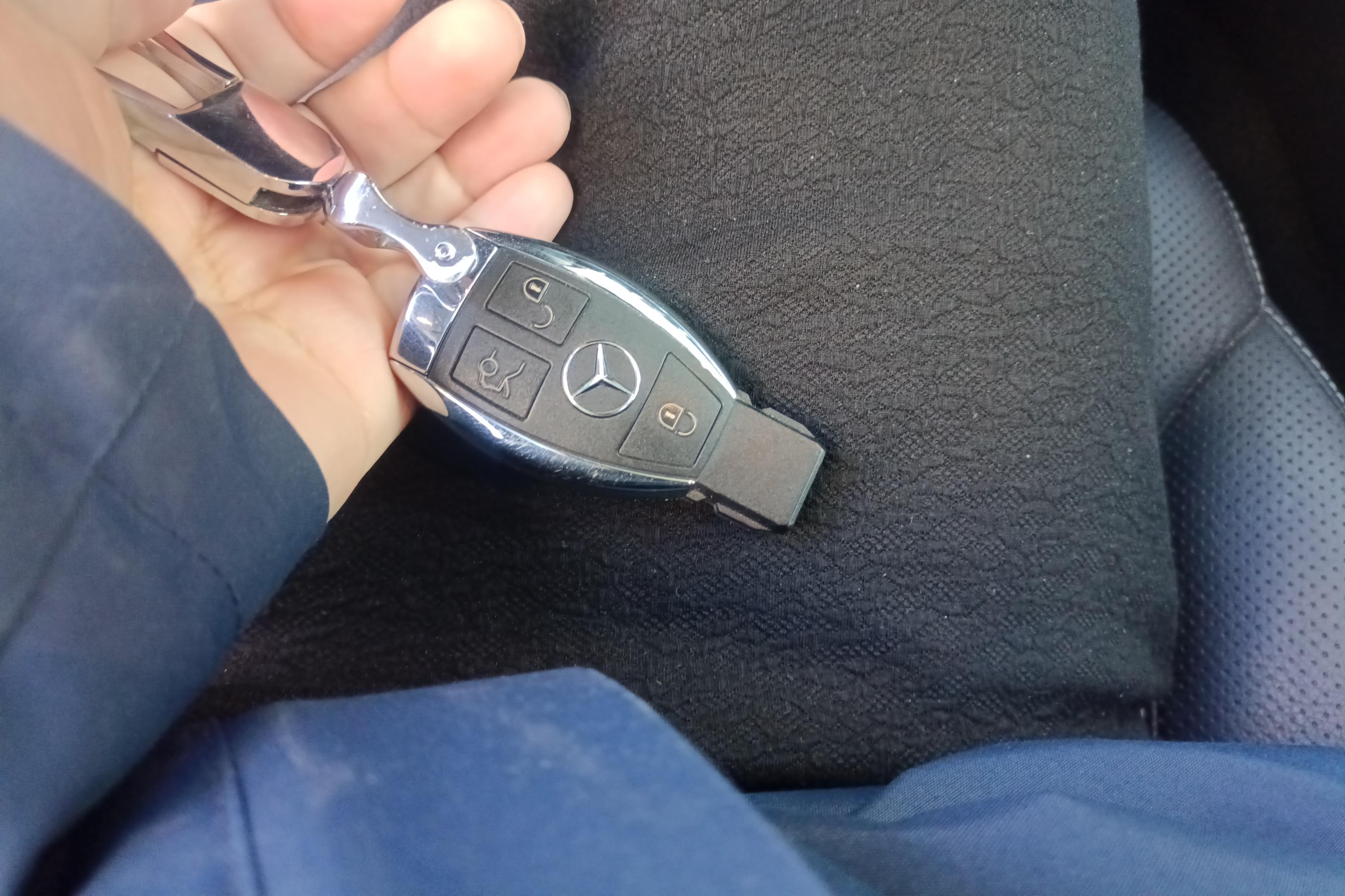 Mercedes-Benz SL Class 2019 car image #18