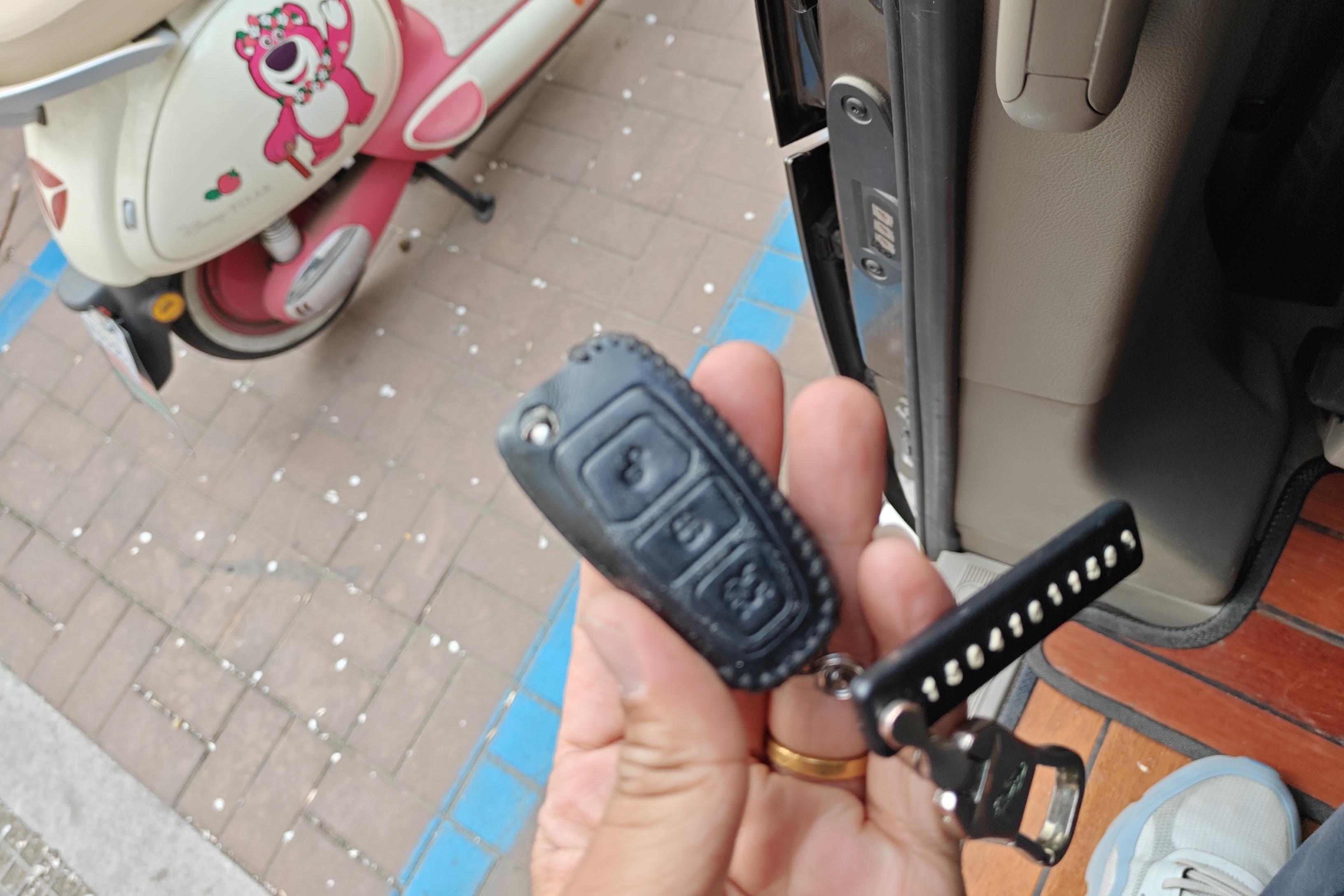 Ford Tourneo 2016 #18 Ford Tourneo 2016 immagine di auto #18