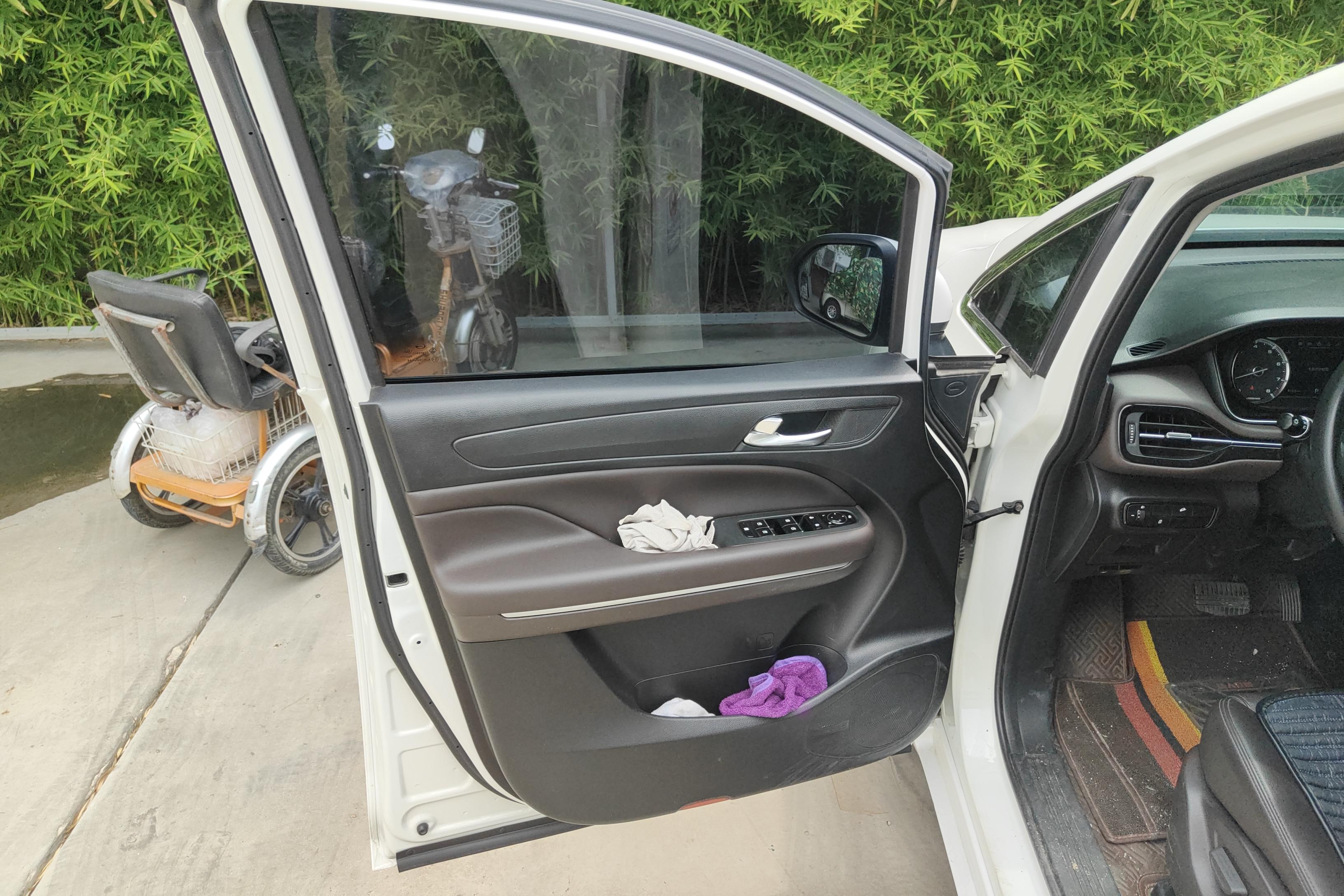 GAC Trumpchi M6 2019 car image #18