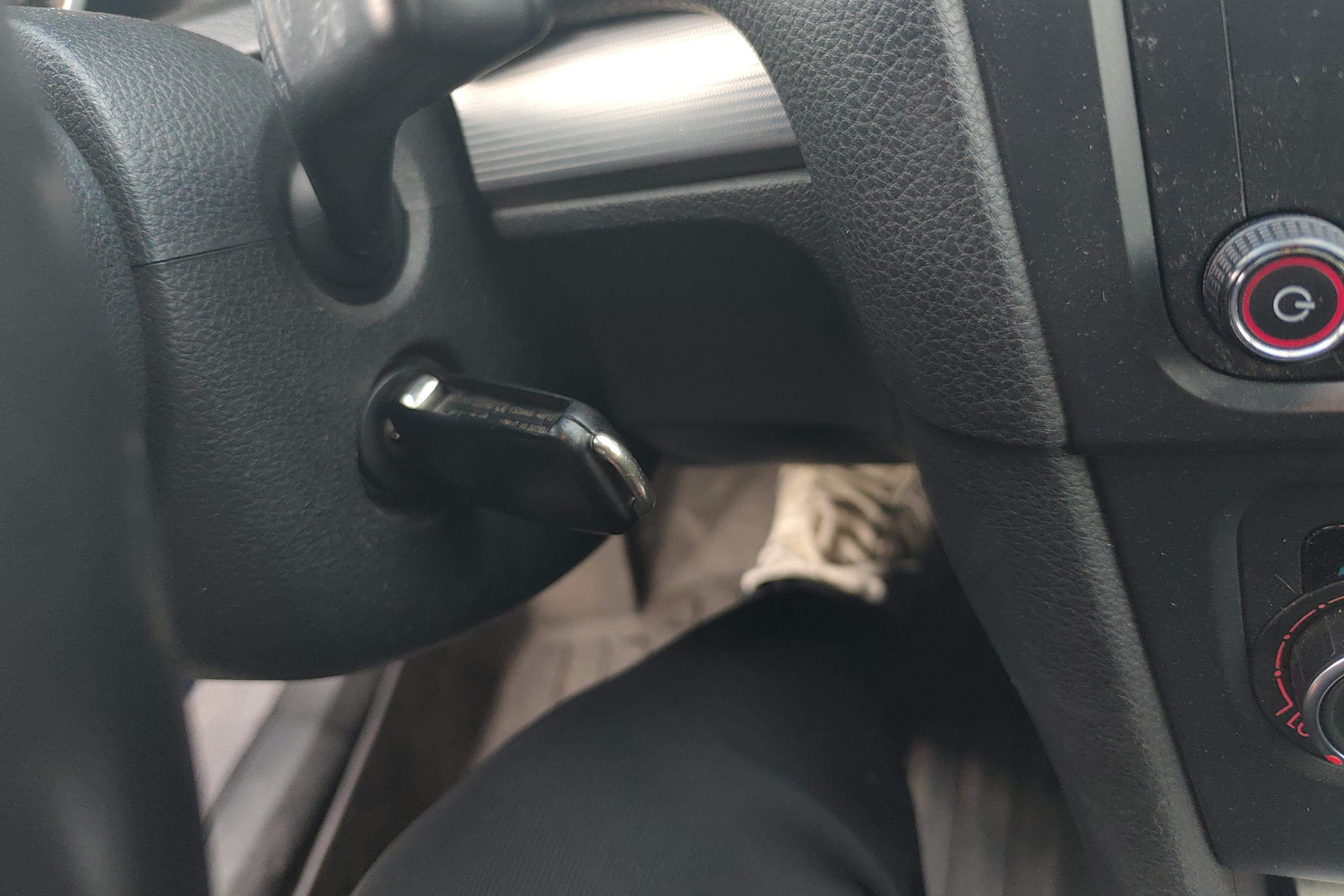 Volkswagen Gol 2011 car image #18