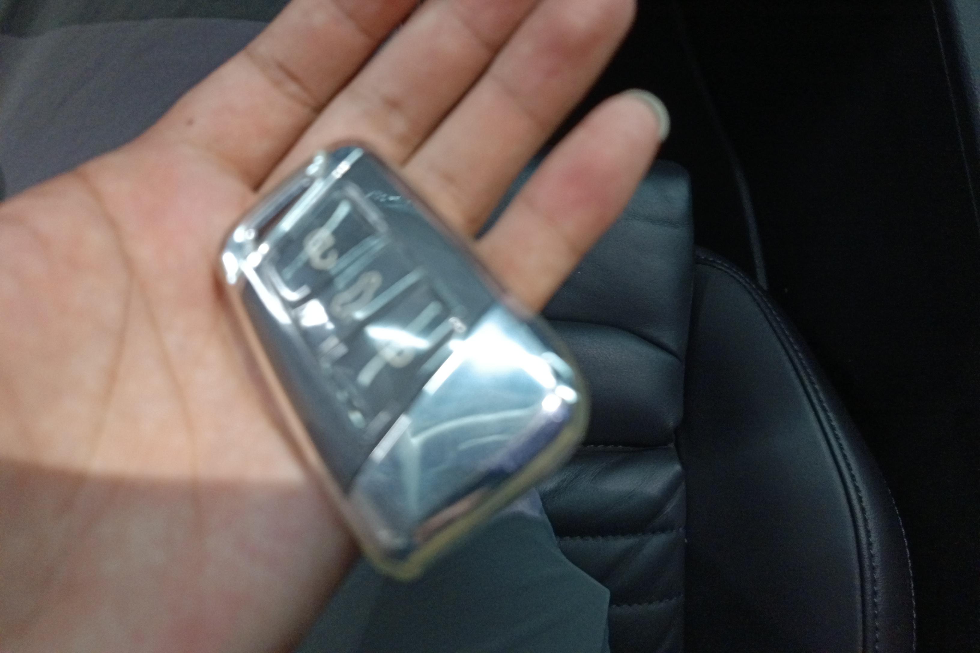 Volkswagen Passat Variant 2018 immagine di auto #18