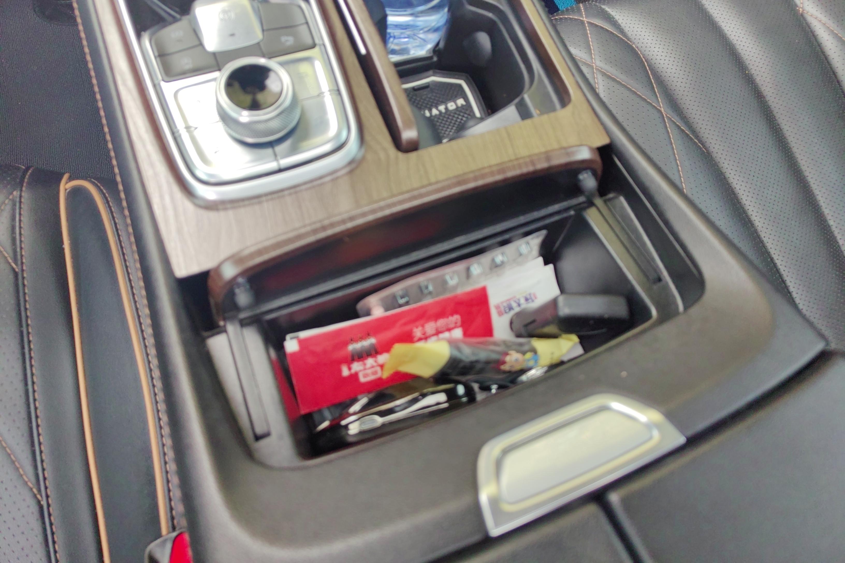 Ford Equator 2021 car image #18