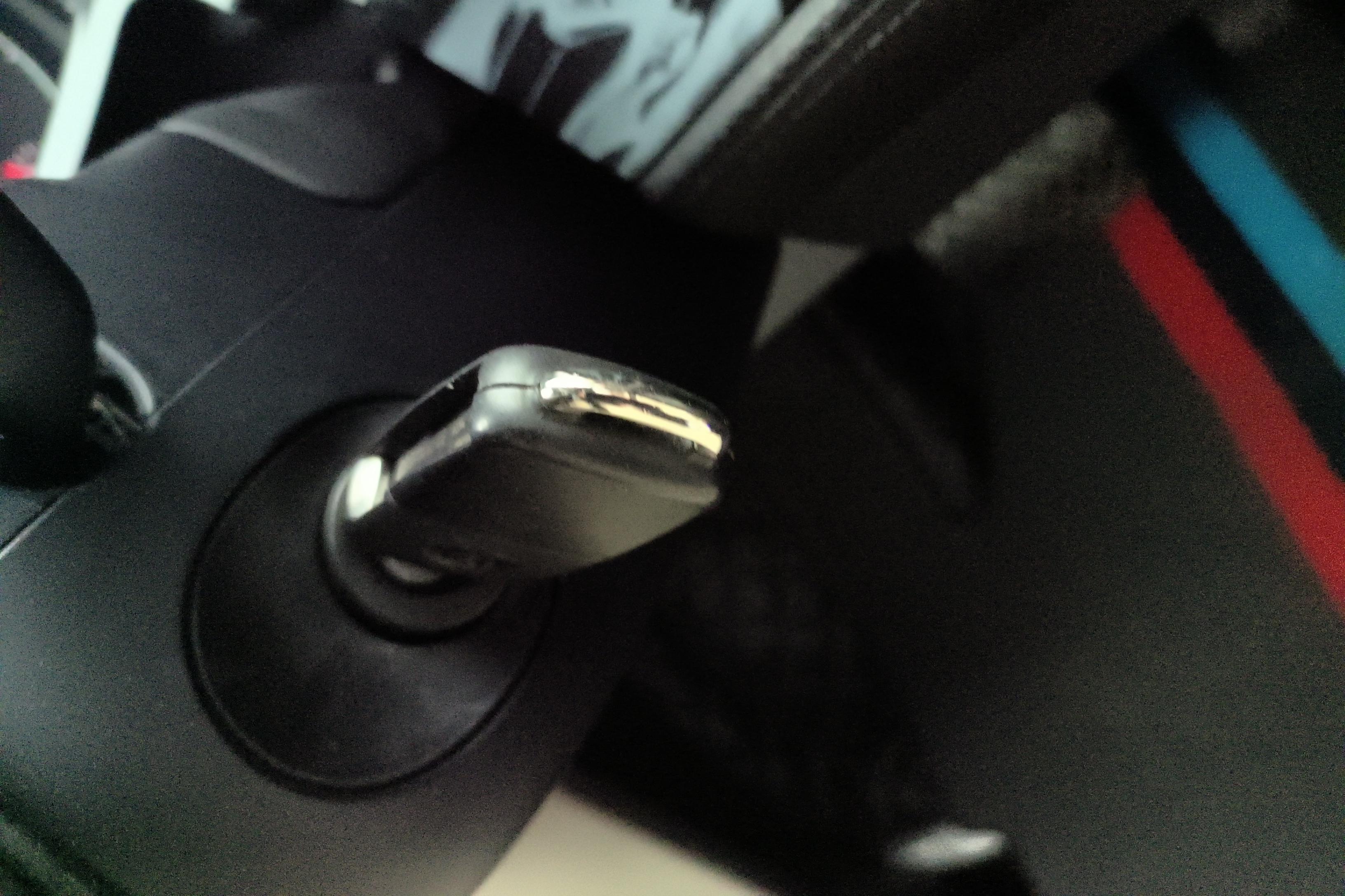 Volkswagen Caravelle 2020 car image #18