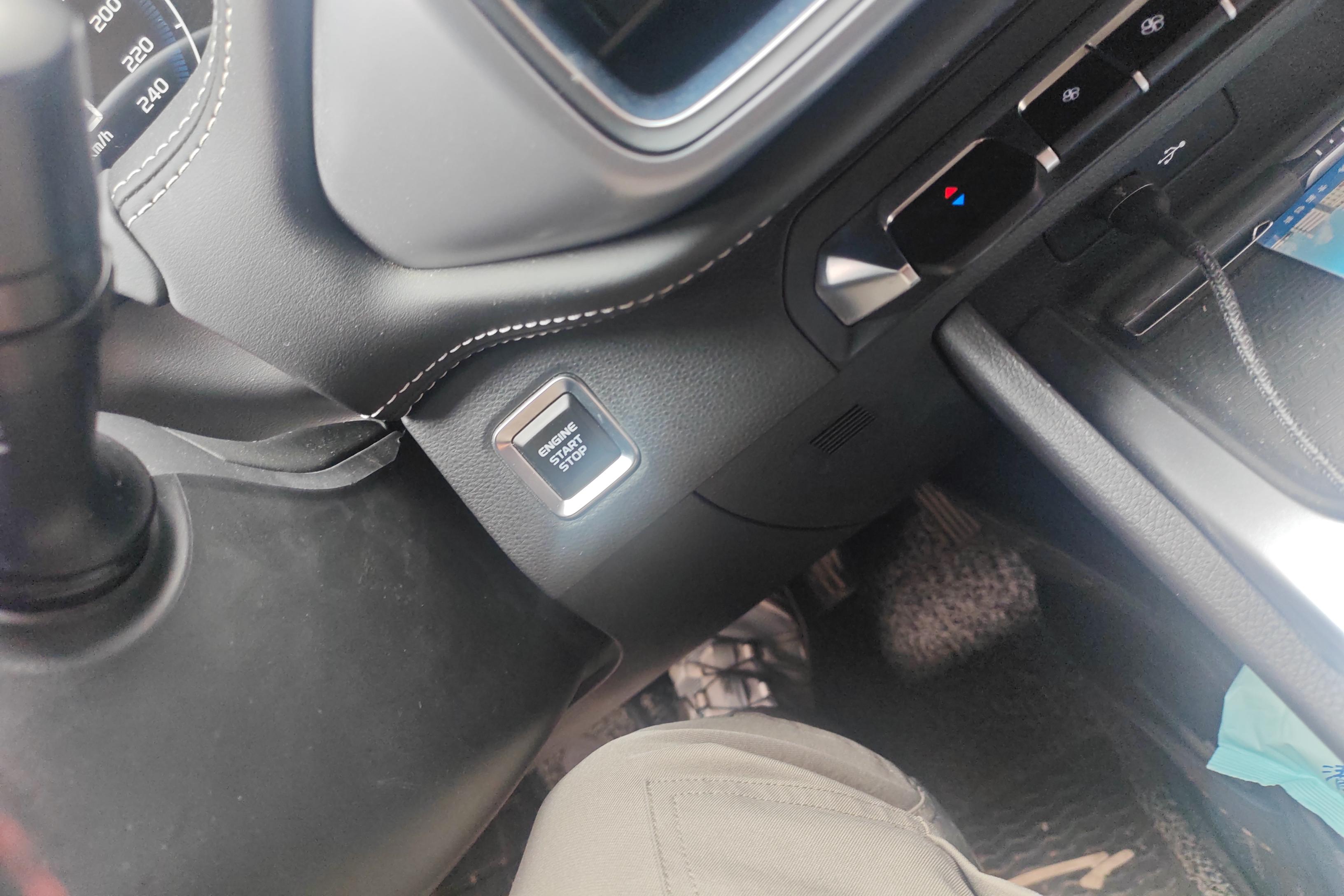 GEELY Okavango 2021 صورة سيارة #18