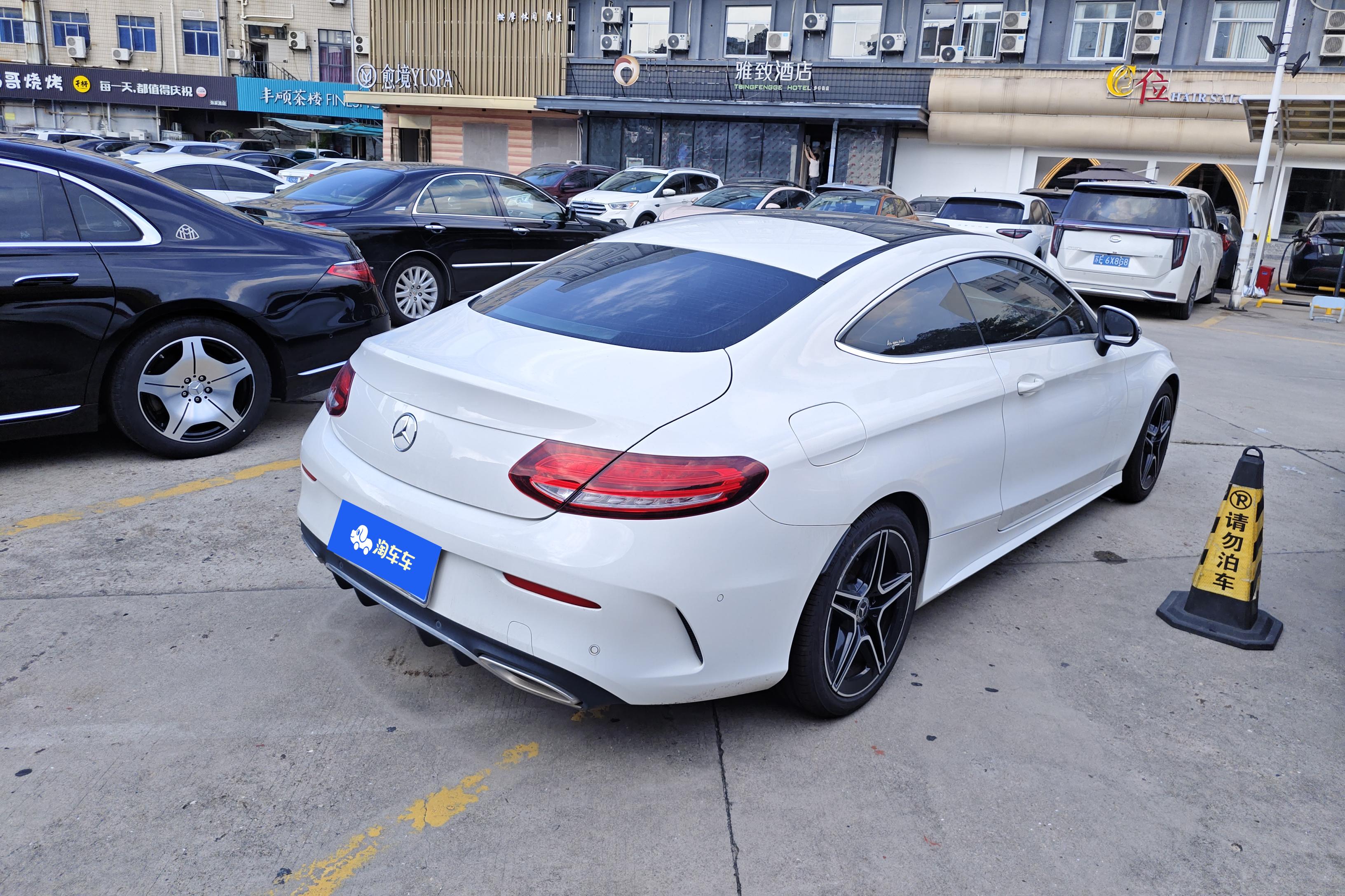 Mercedes-Benz C Class (Imported) 2019 #18 Mercedes-Benz C Class (Imported) 2019 car image #18