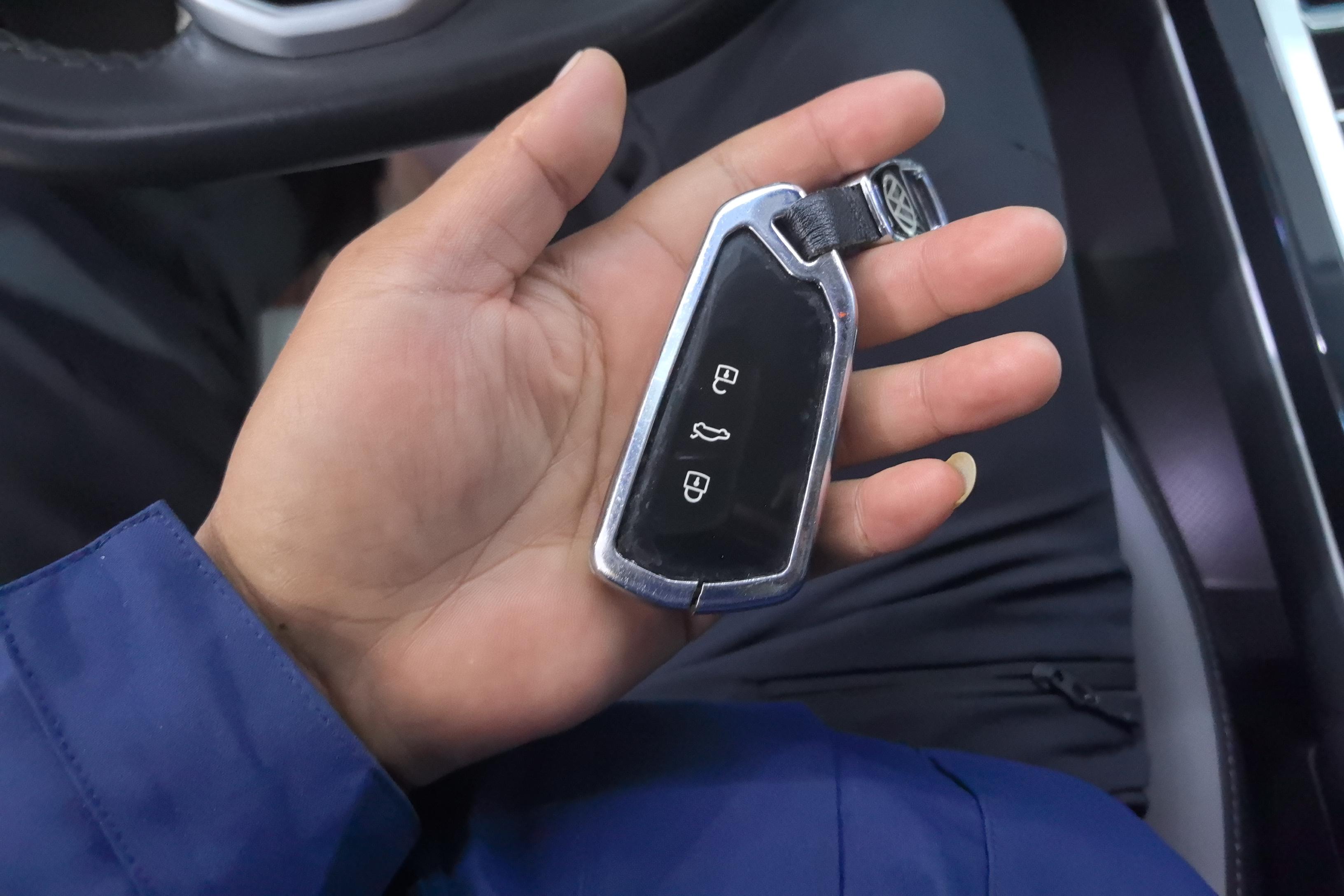 Volkswagen Tavendor 2023 #18 Volkswagen Tavendor 2023 car image #18