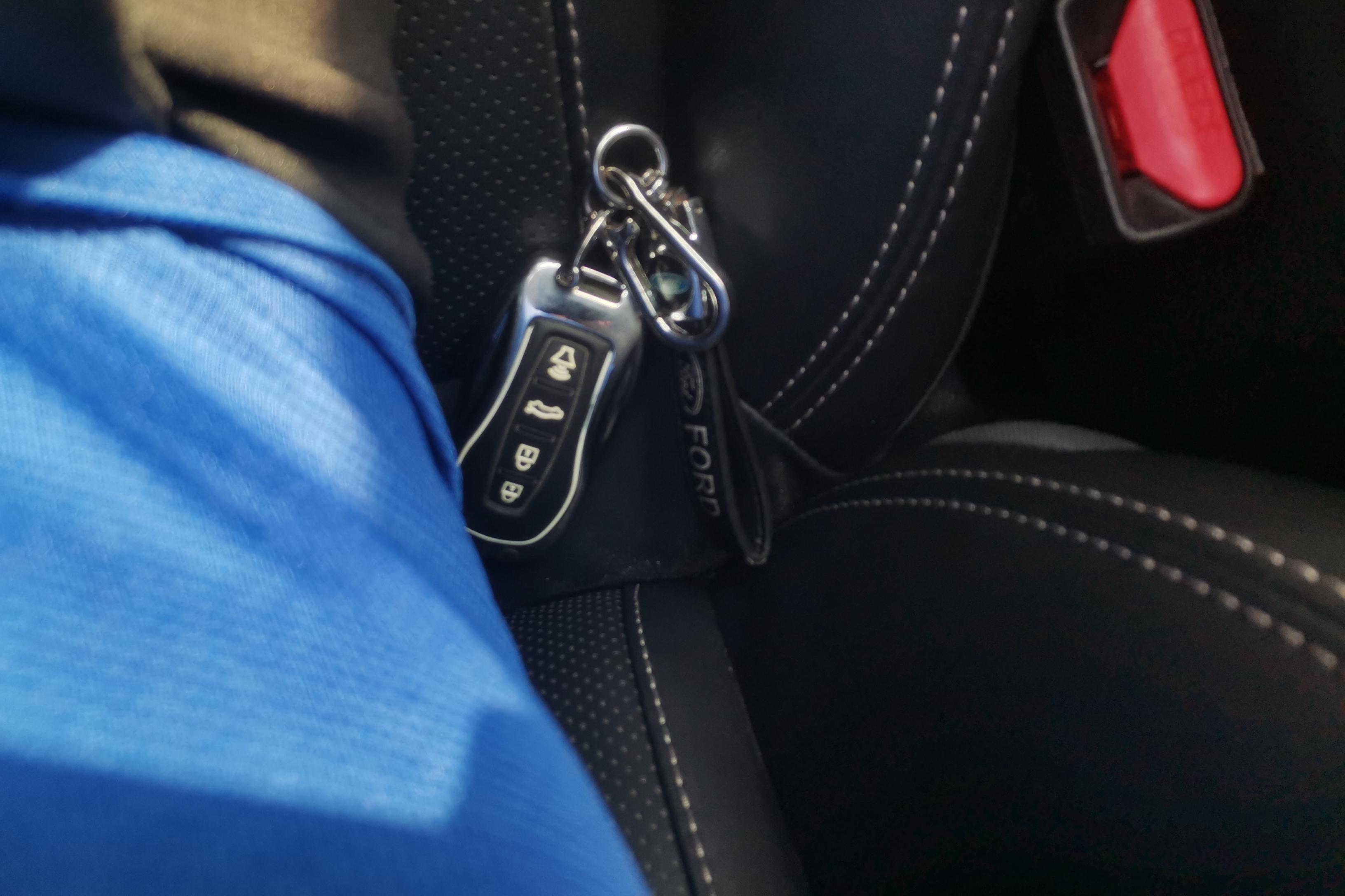 Ford Equator 2021 car image #18