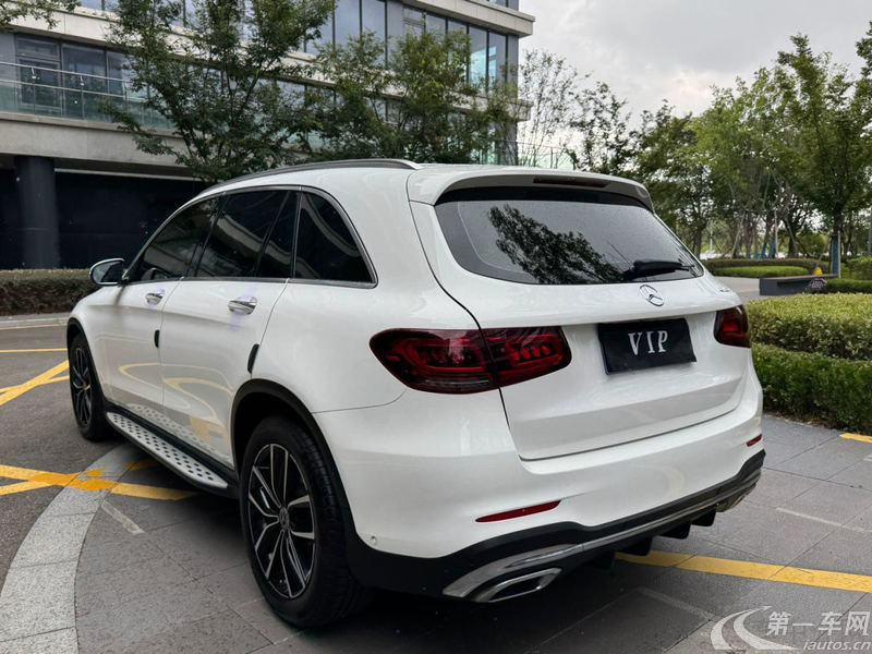 Mercedes-Benz GLC Class 2020 car image #18