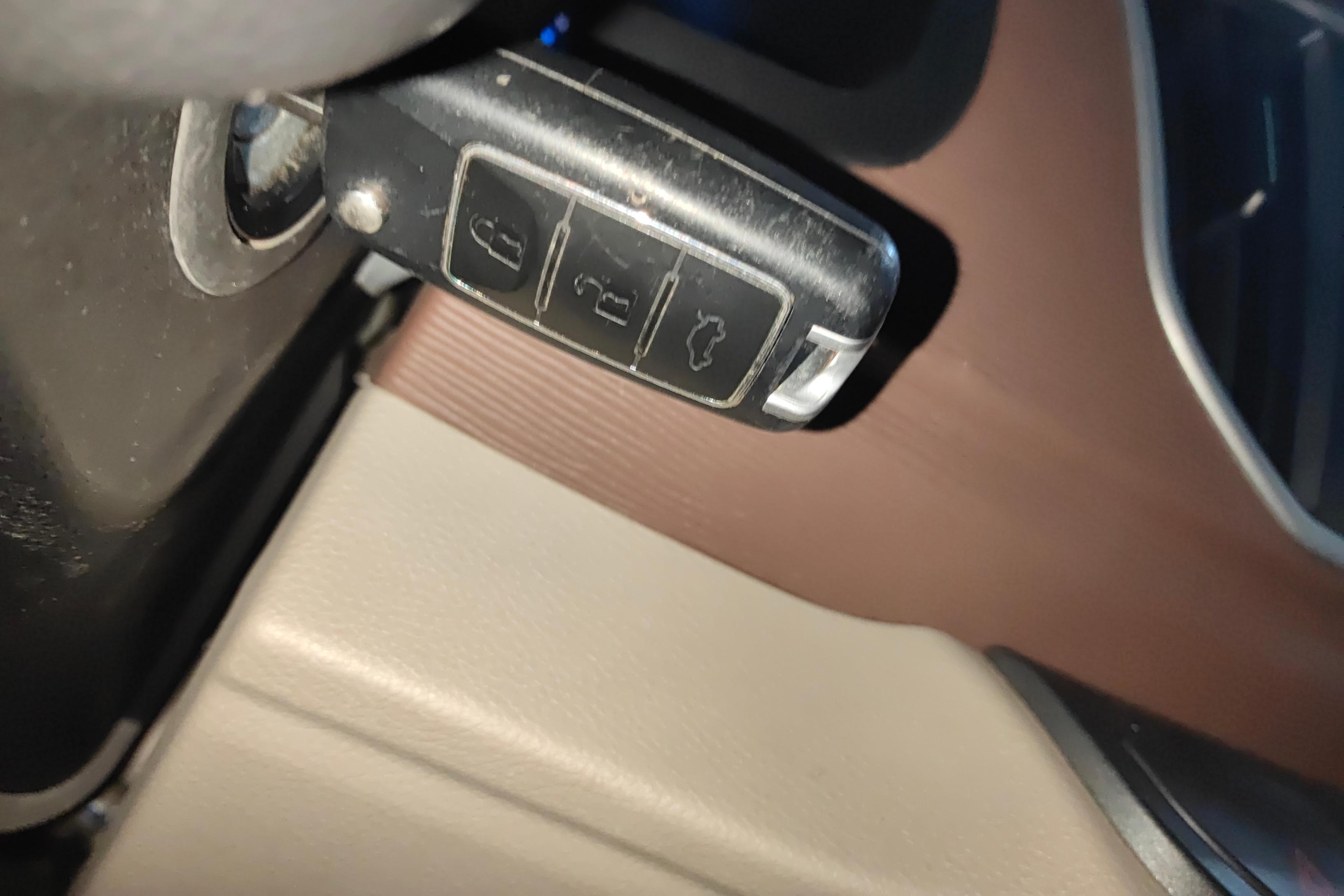 Forthing Lingzhi EV 2020 immagine di auto #18