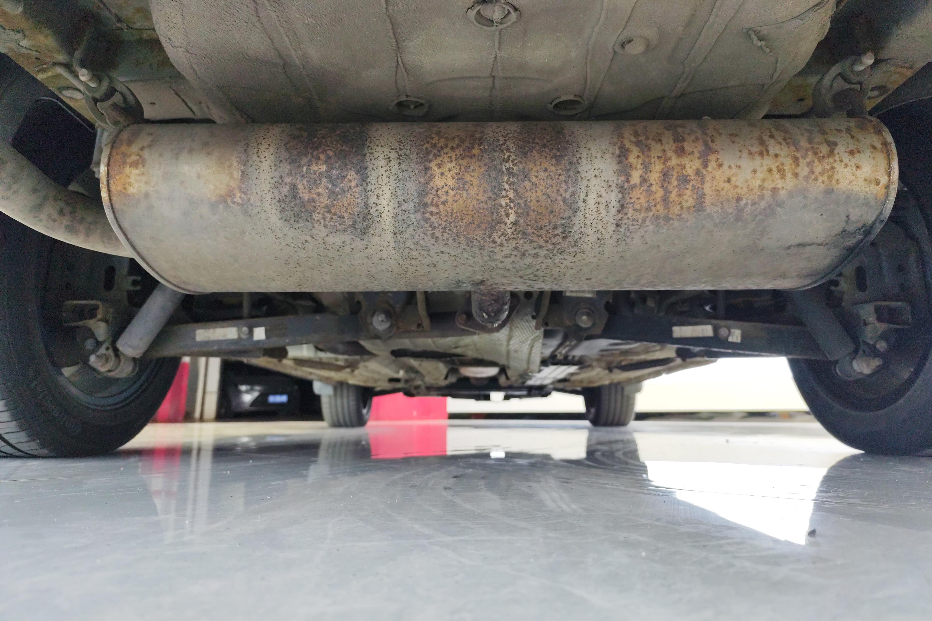 Forthing JOYEAR X6 2018 #18 Forthing JOYEAR X6 2018 car image #18