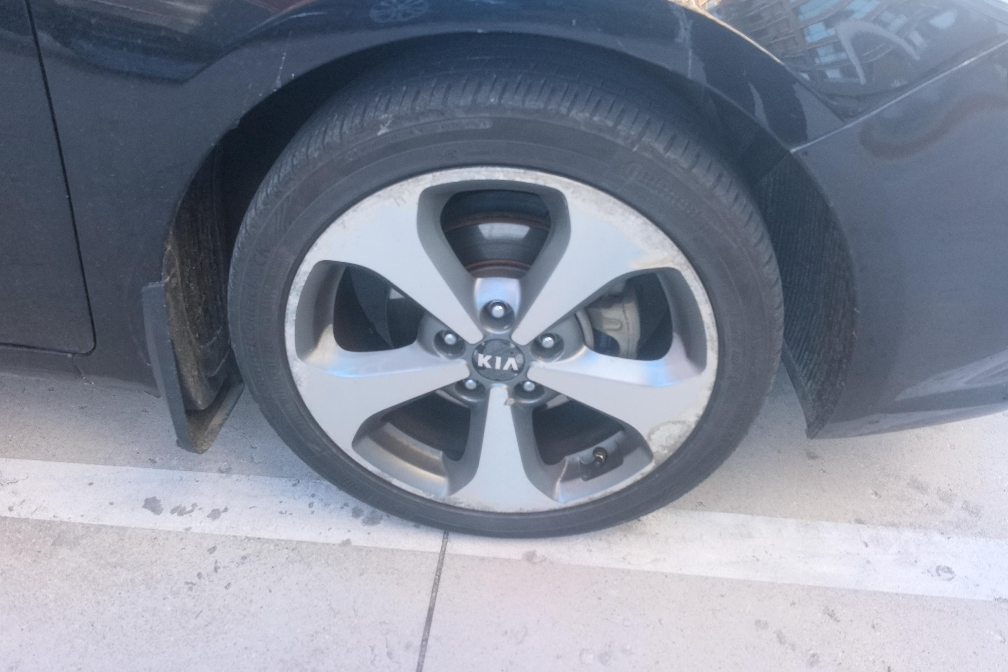 Kia Forte Koup 2015 car image #18