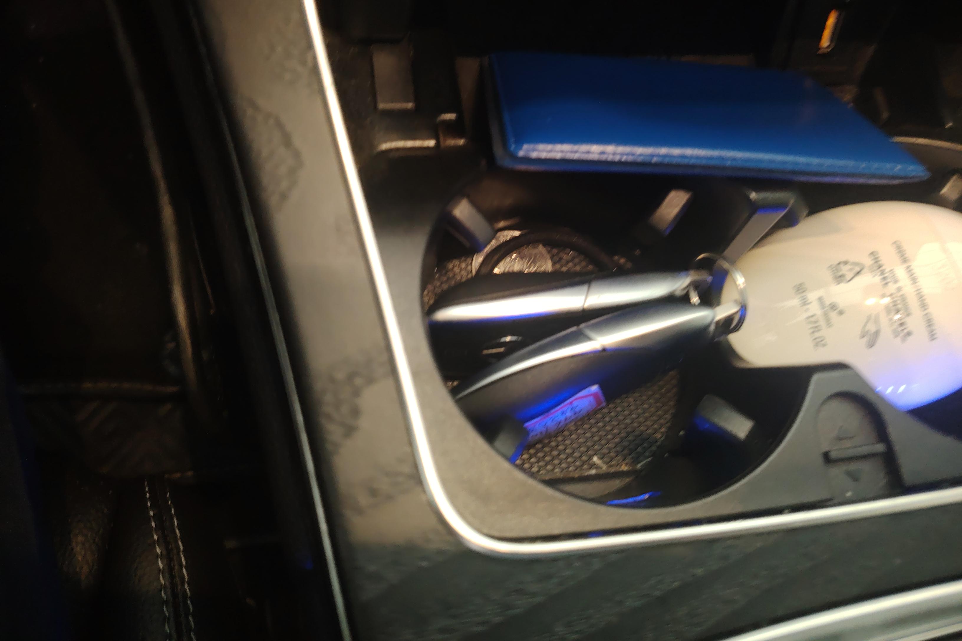 Mercedes-Benz C Class (Imported) 2020 #18 Mercedes-Benz C Class (Imported) 2020 car image #18