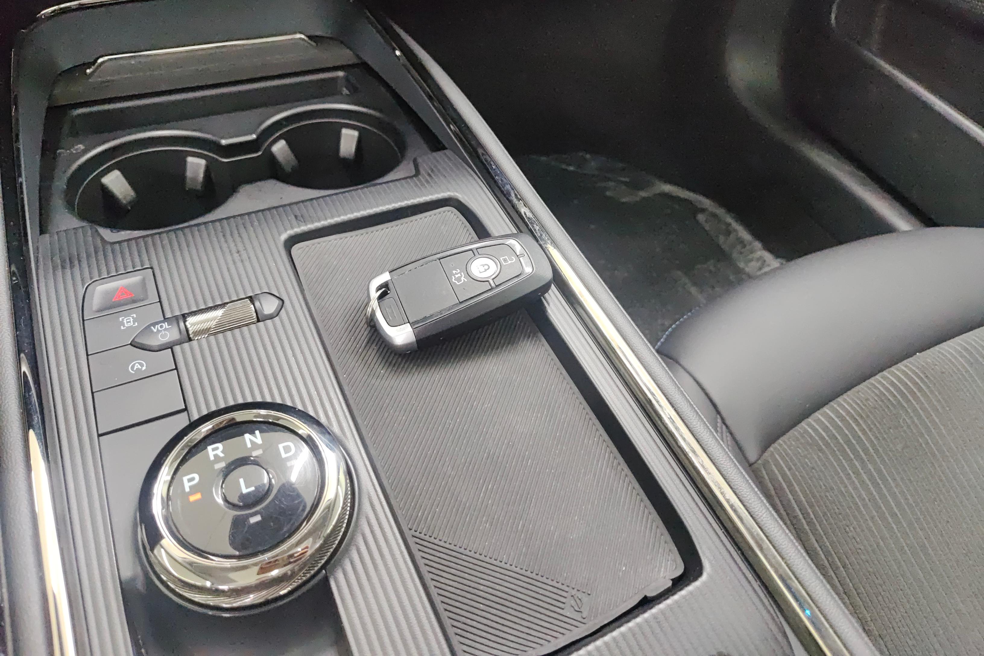 Ford Evos 2022 #18 Ford Evos 2022 car image #18