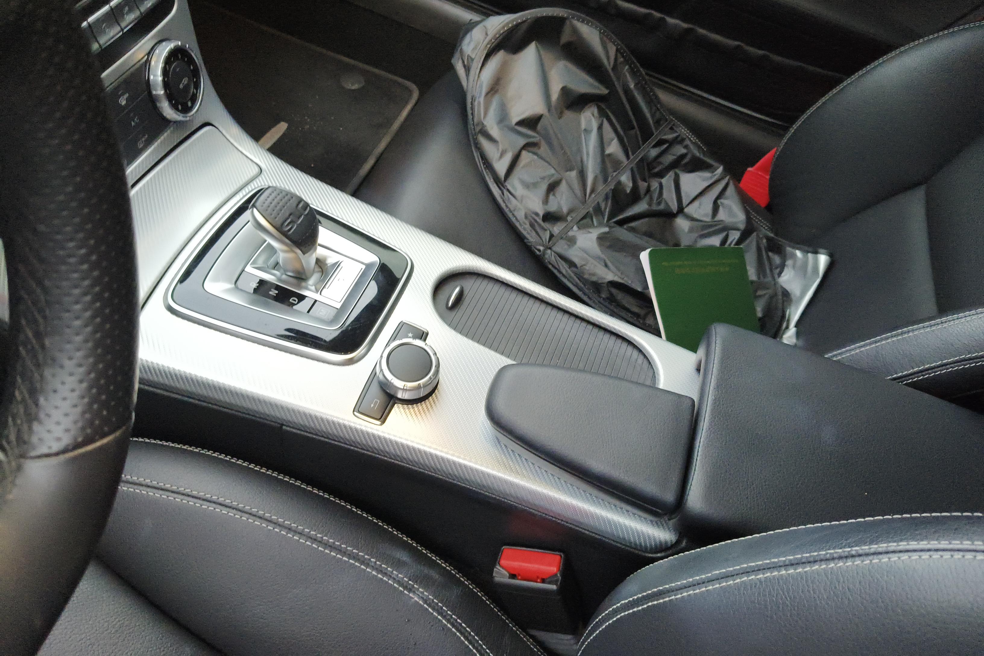 Mercedes-Benz SLC Class 2017 car image #18