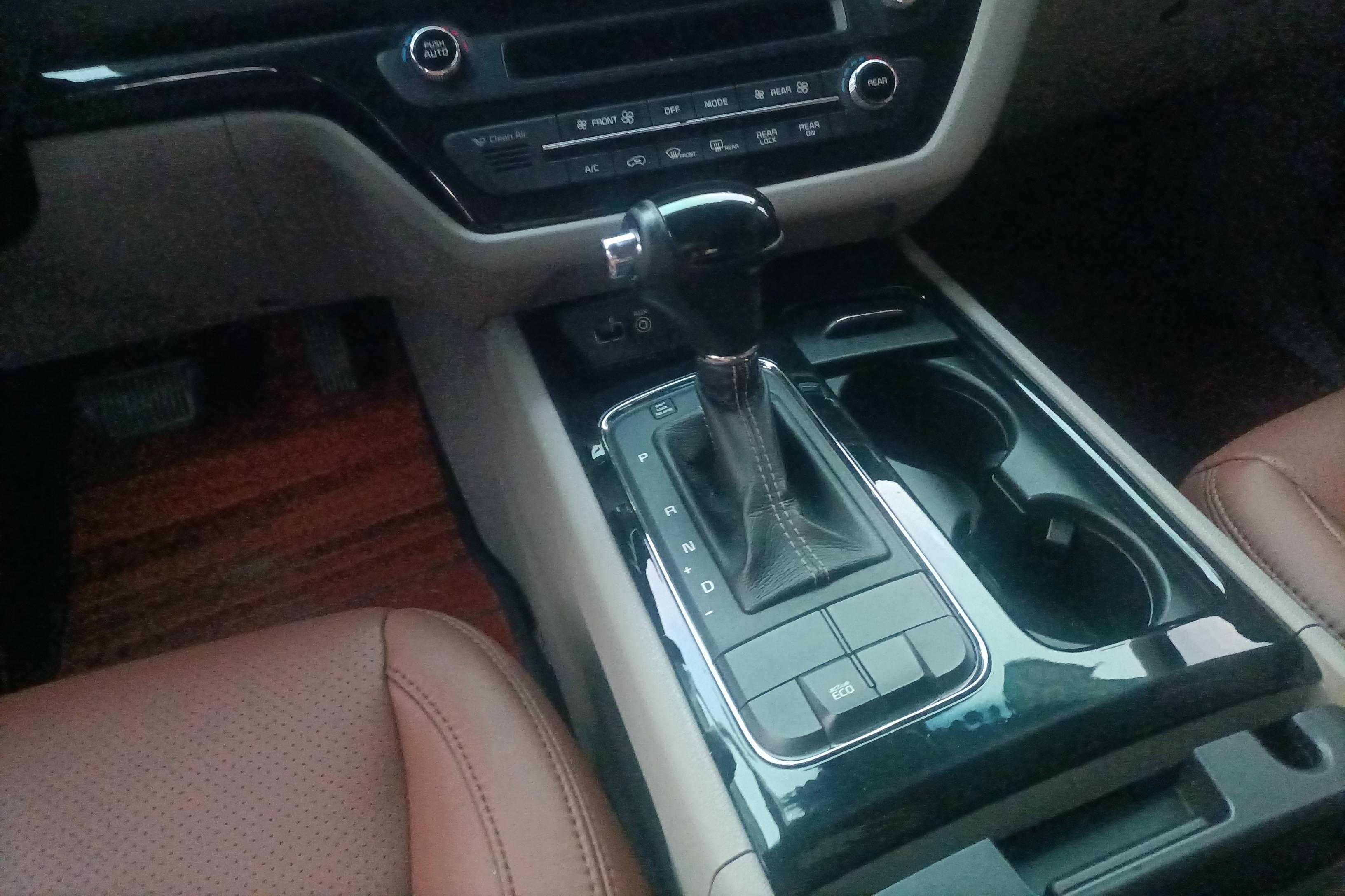 起亚 嘉华 2016 汽车图片 #18