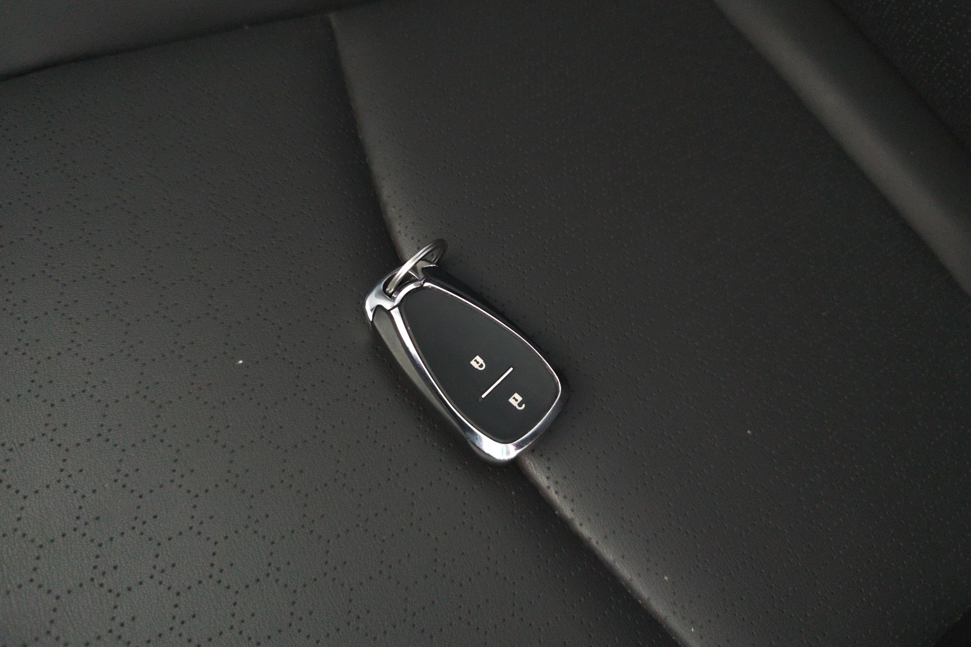 Chevrolet Orlando 2023 #18 Chevrolet Orlando 2023 car image #18