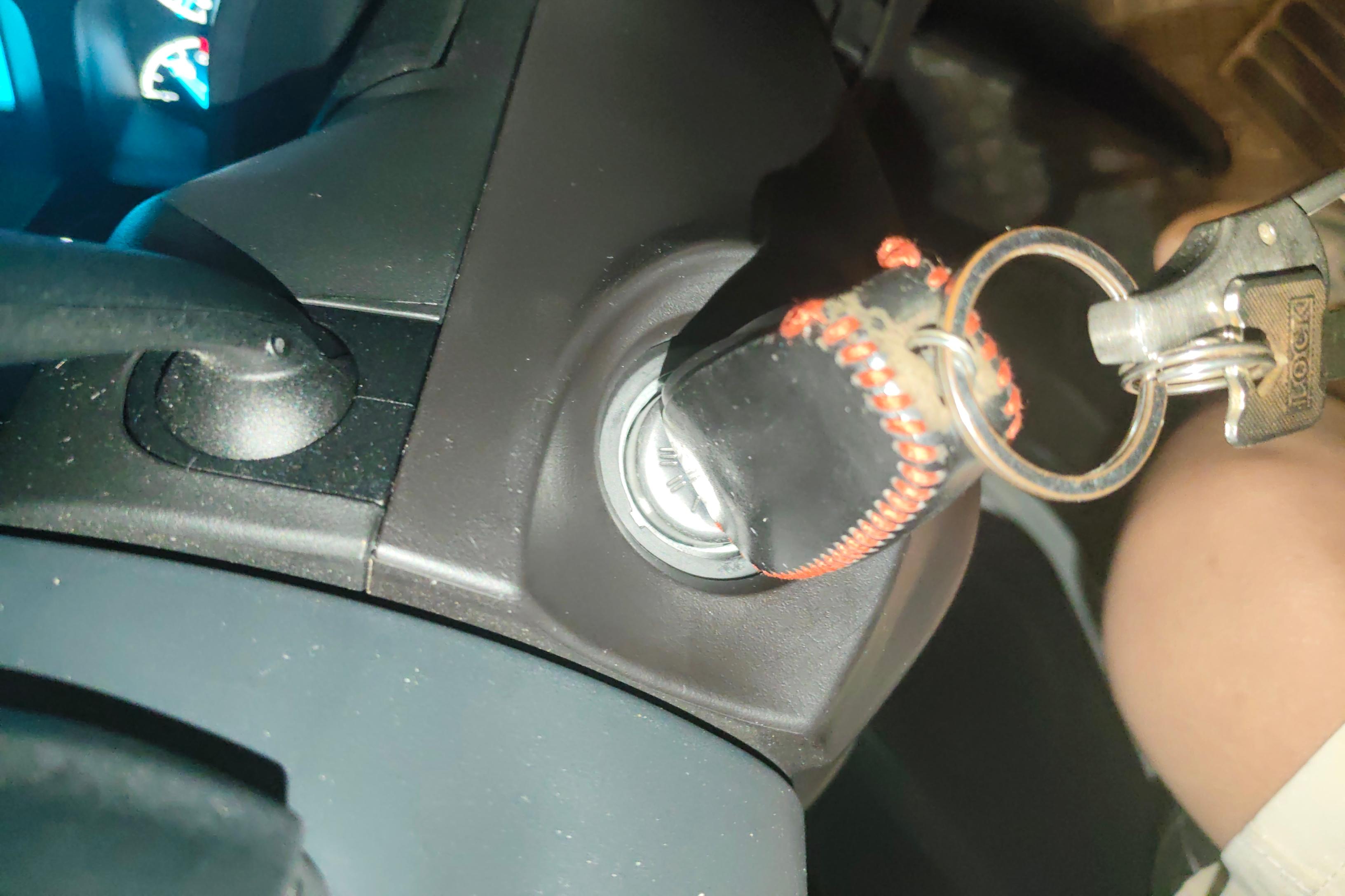 Ford Kuga 2017 car image #18