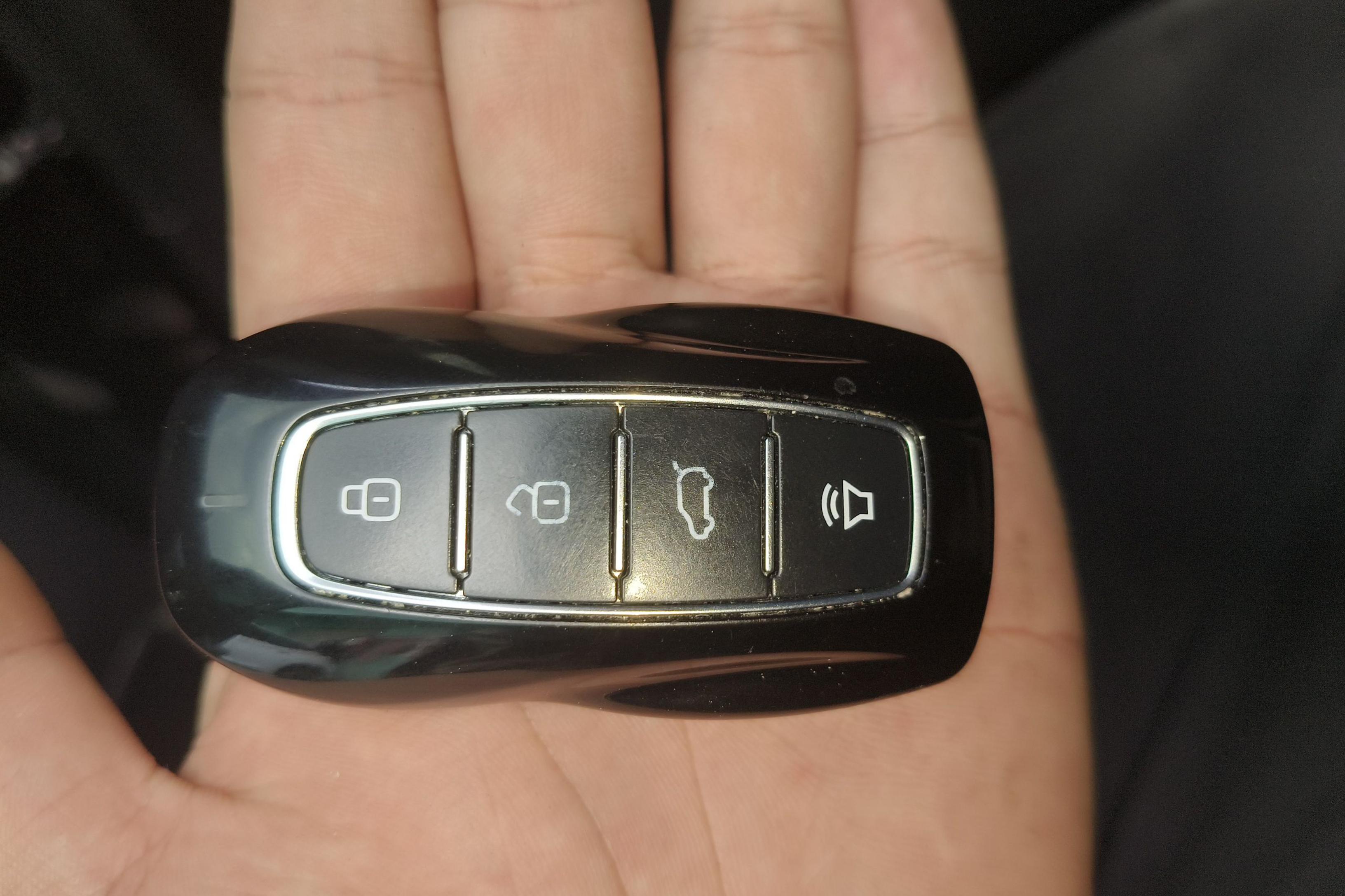 Ford Equator 2021 car image #18