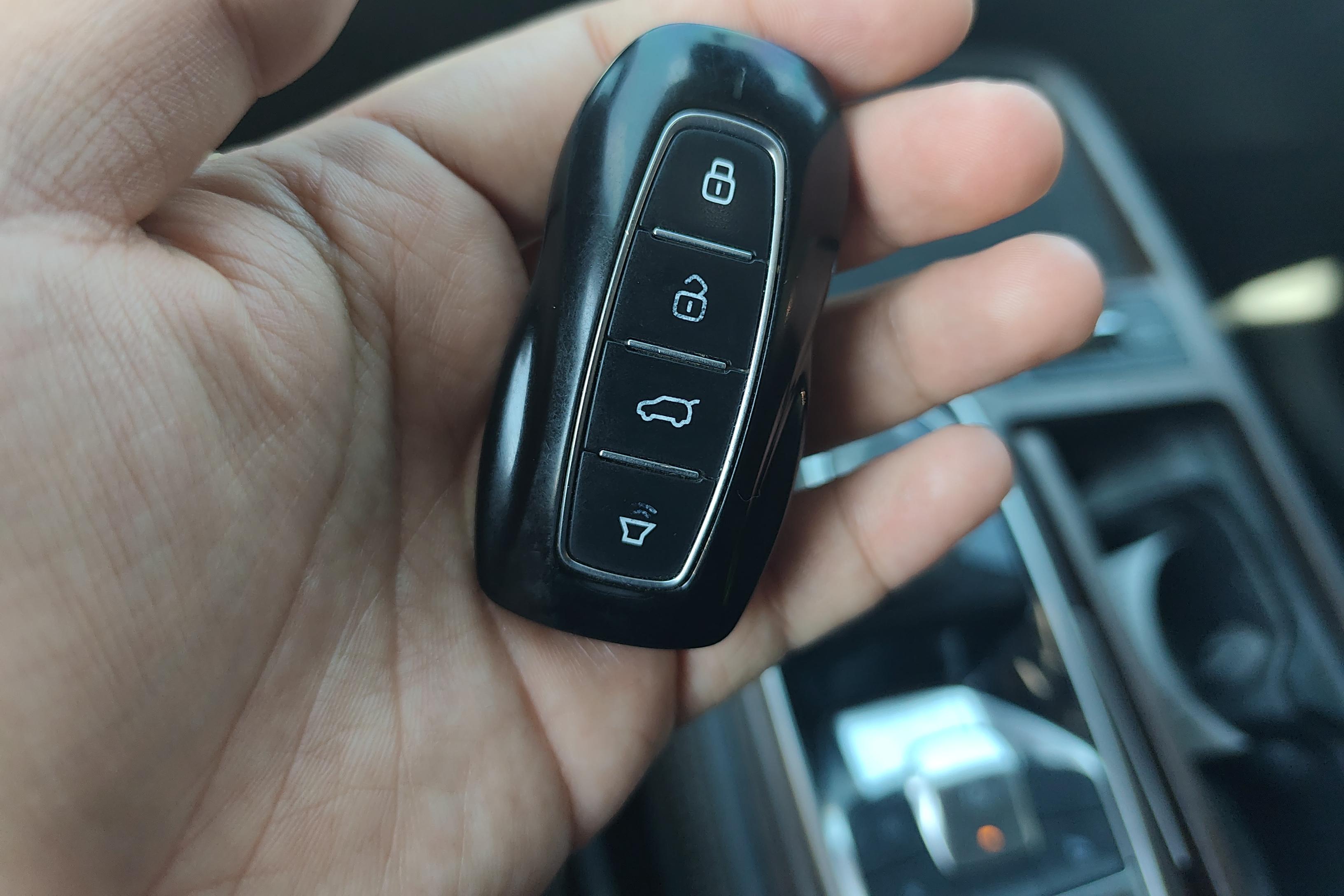 Ford Equator 2021 car image #18