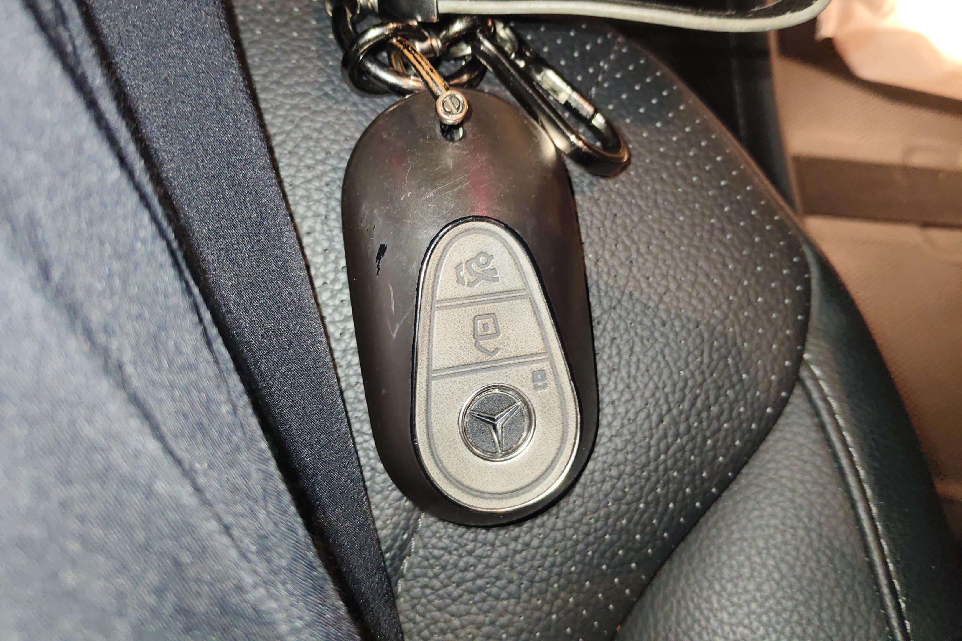 Mercedes-Benz EQE SUV AMG 2022 car image #18