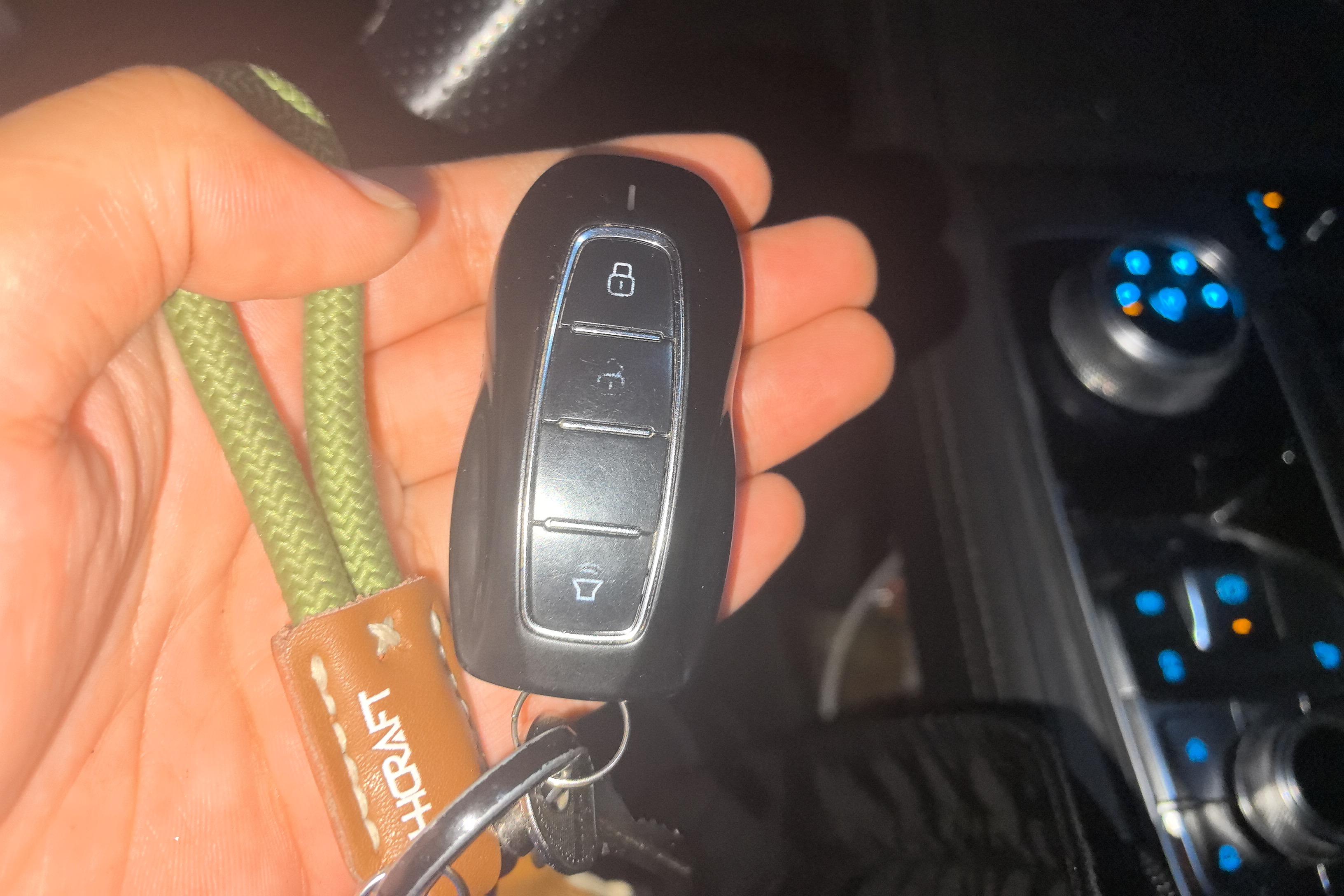 Ford Equator 2023 car image #18