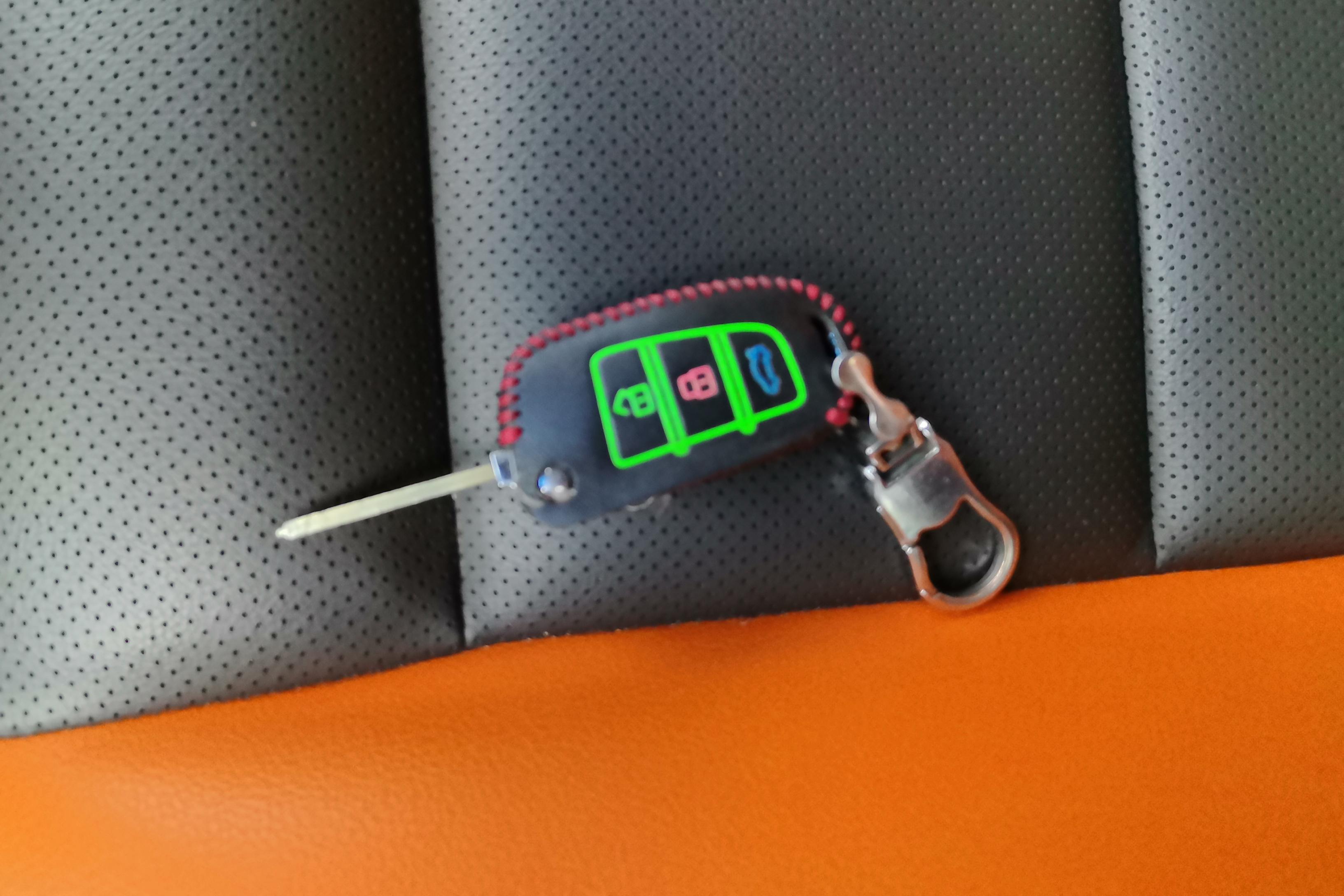 GEELY Vision X1 2018 immagine di auto #18