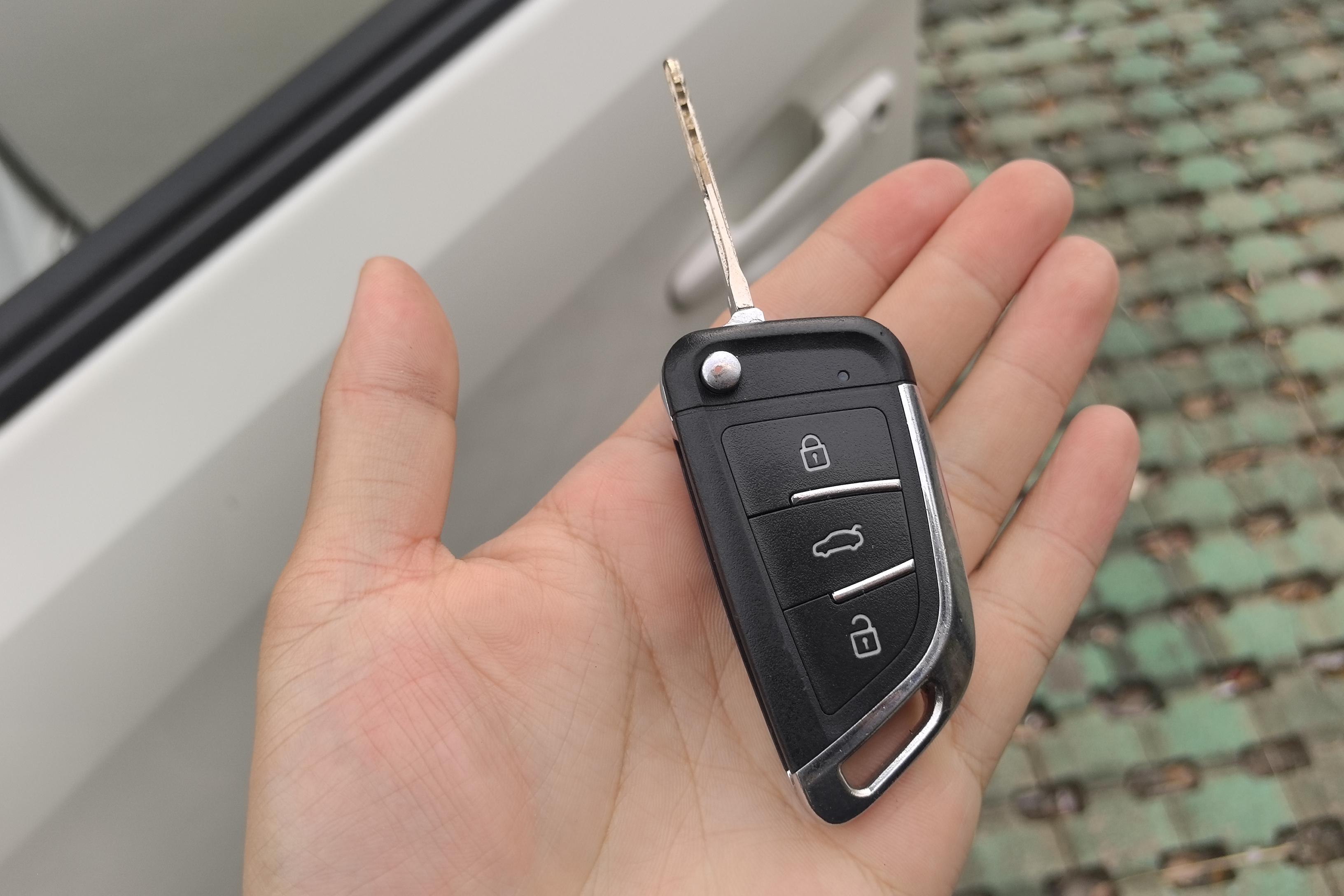 Toyota Vios 2020 immagine di auto #18