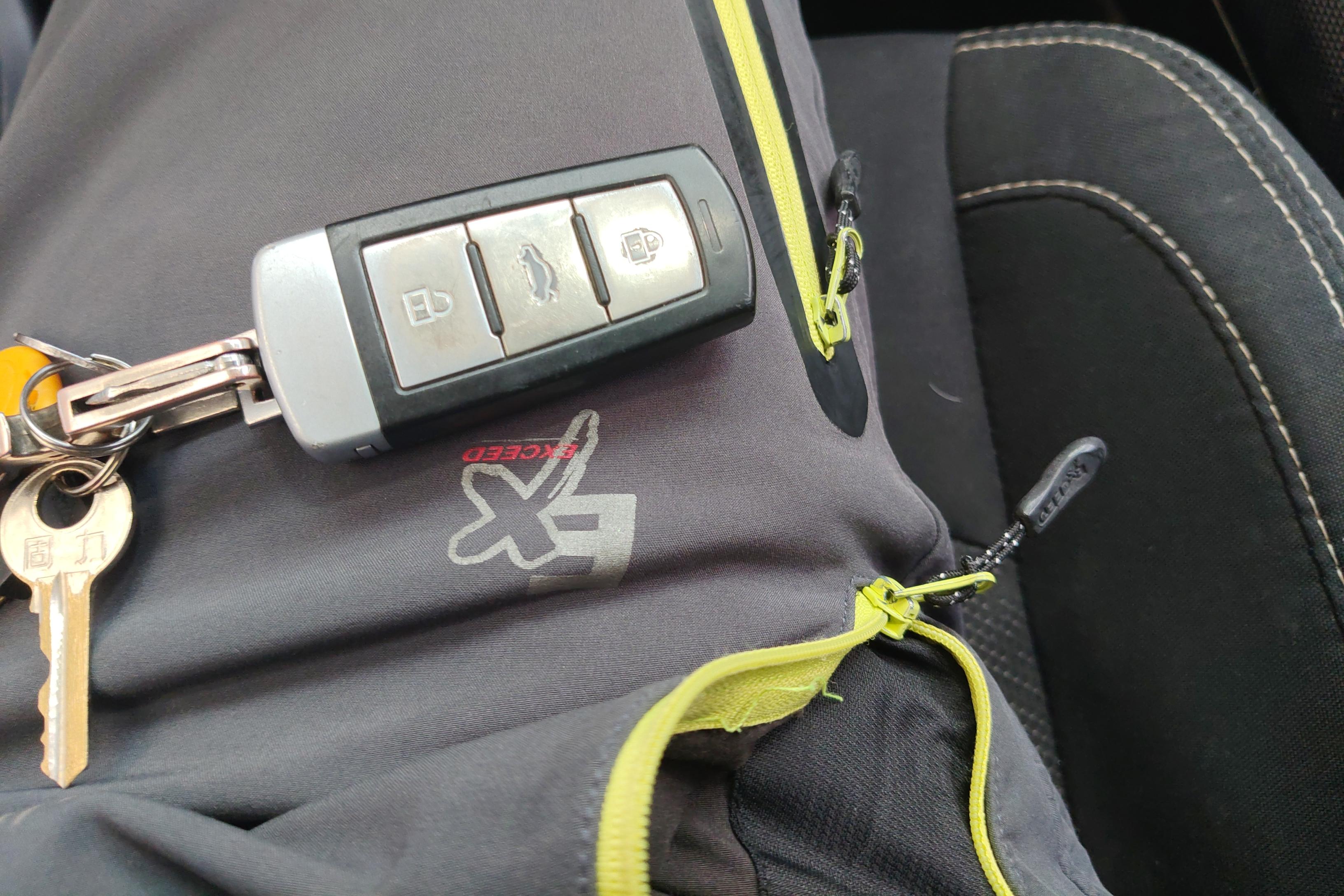 哪吒汽车 哪吒N01 2020 汽车图片 #18