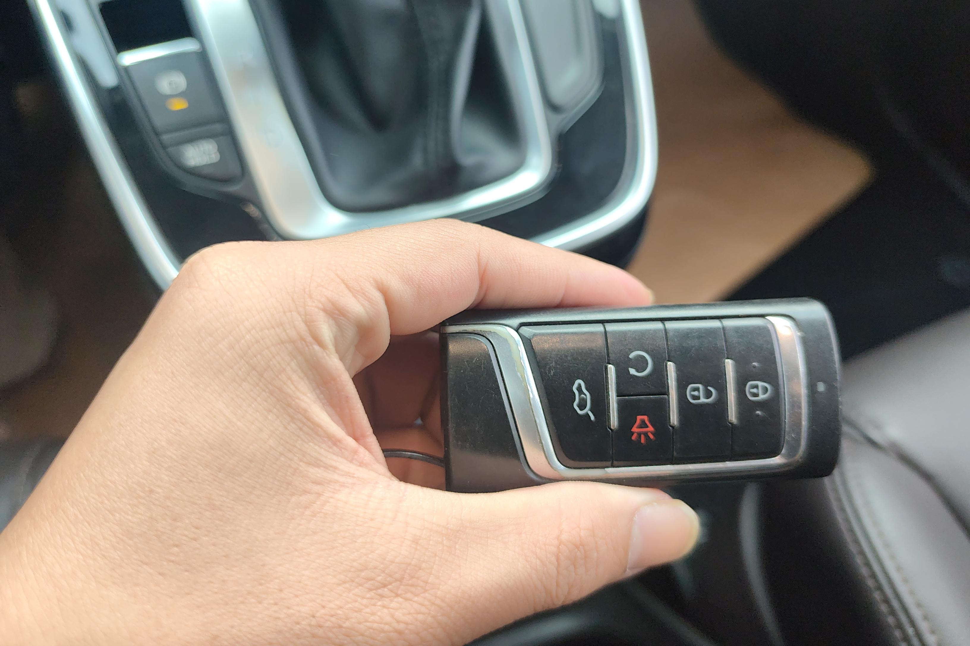 GAC Trumpchi M6 2019 car image #18